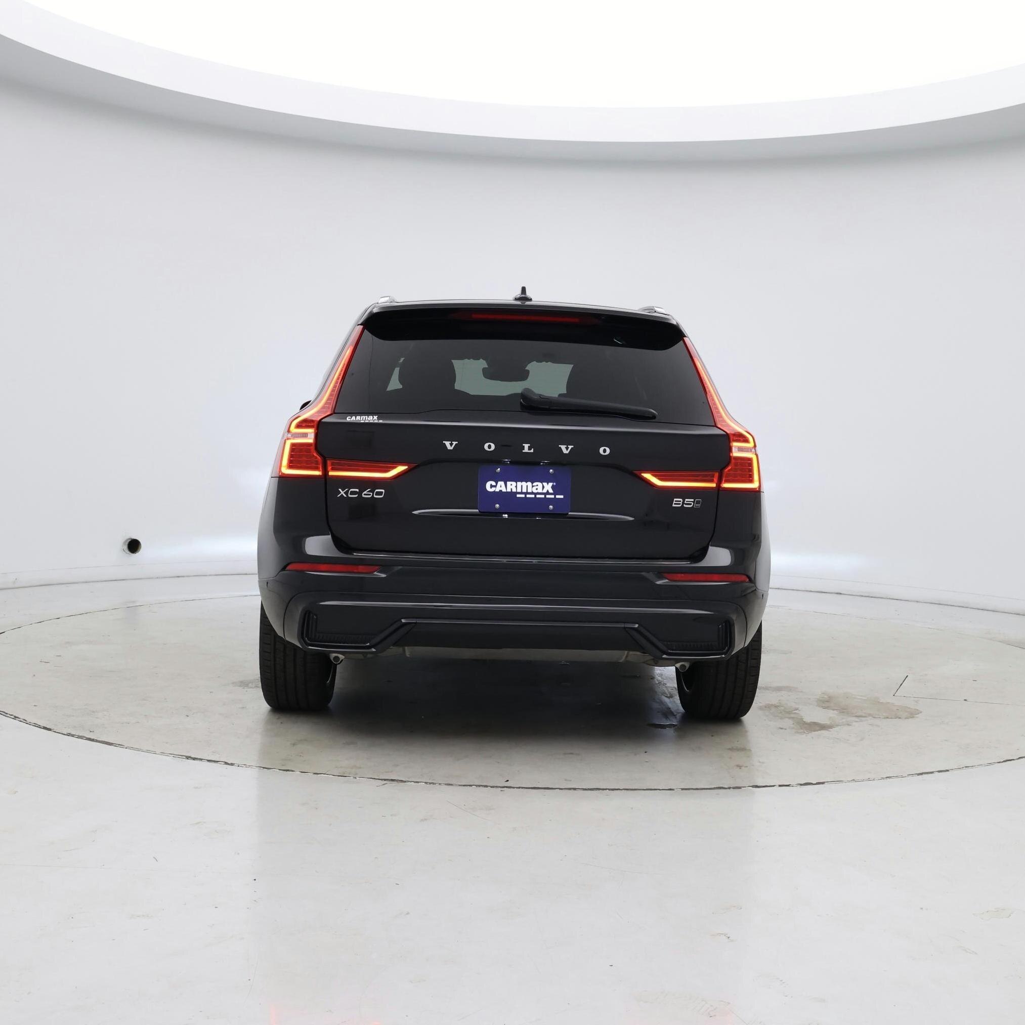 Thumbnail: 2023 Volvo XC60 - 6