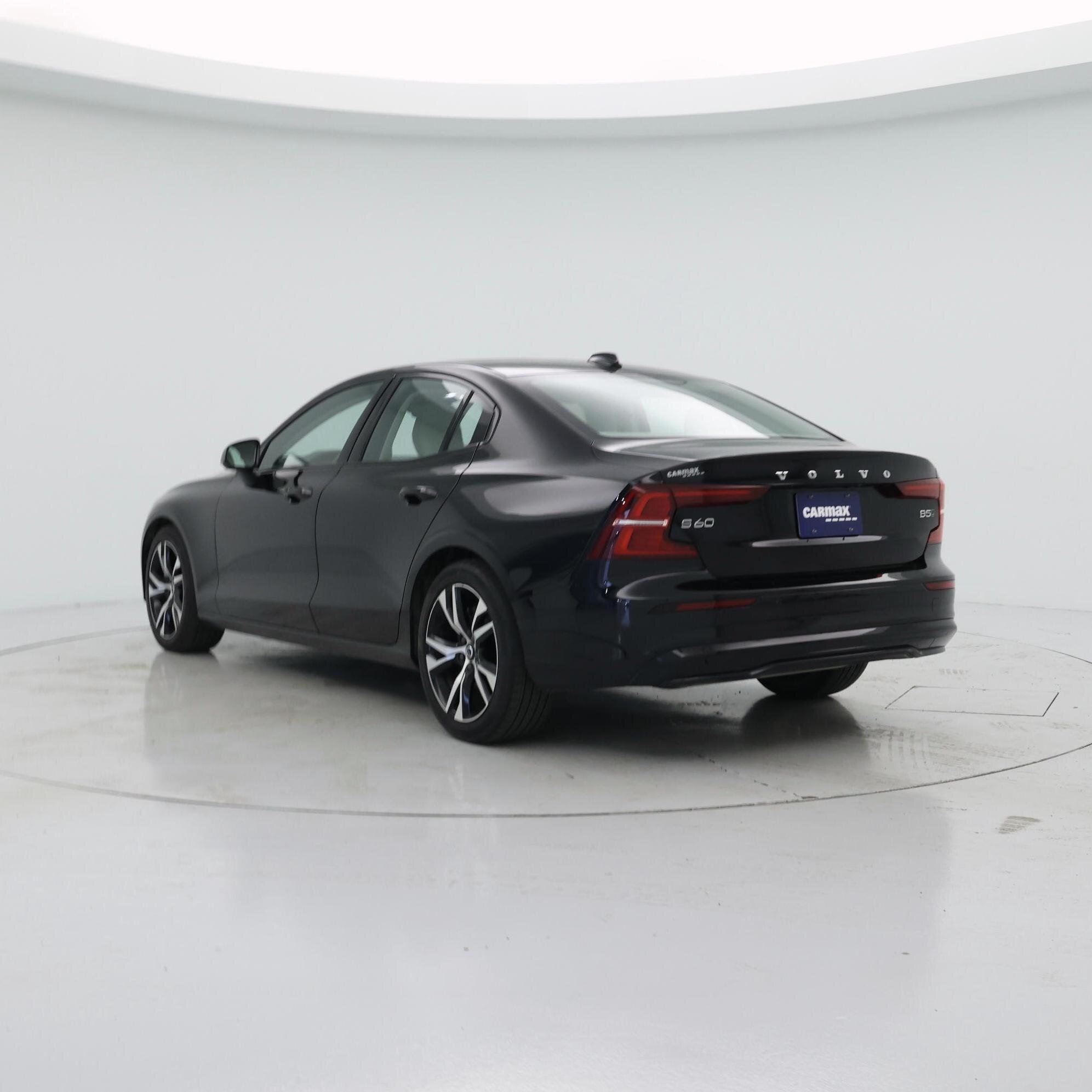 Thumbnail: 2025 Volvo S60 - 2