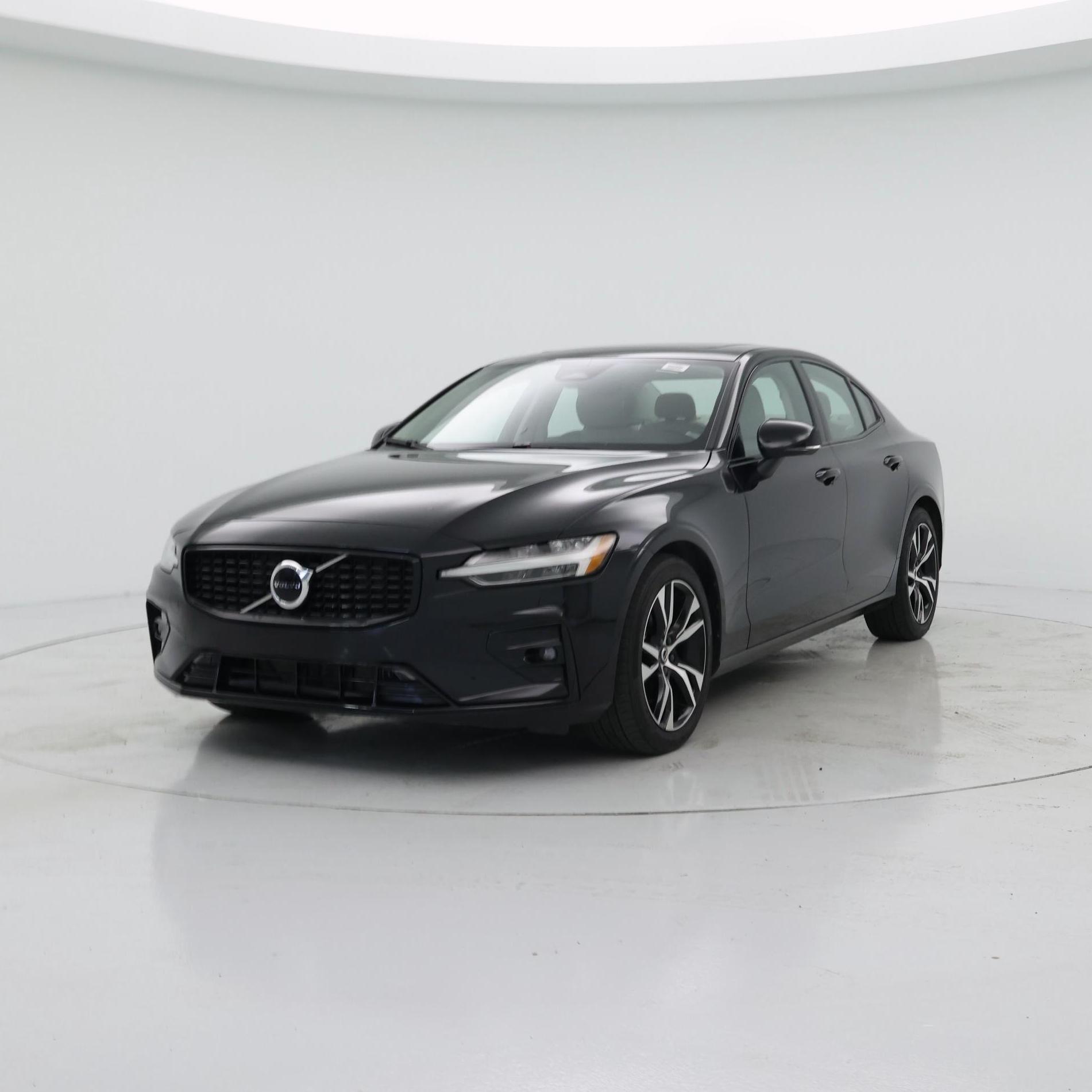 Thumbnail: 2025 Volvo S60 - 4