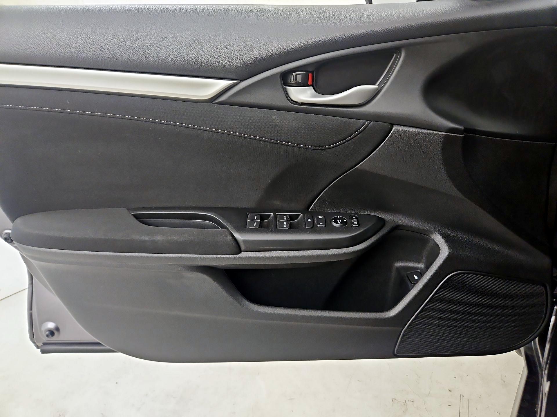 Thumbnail: 2020 Honda Civic - 12