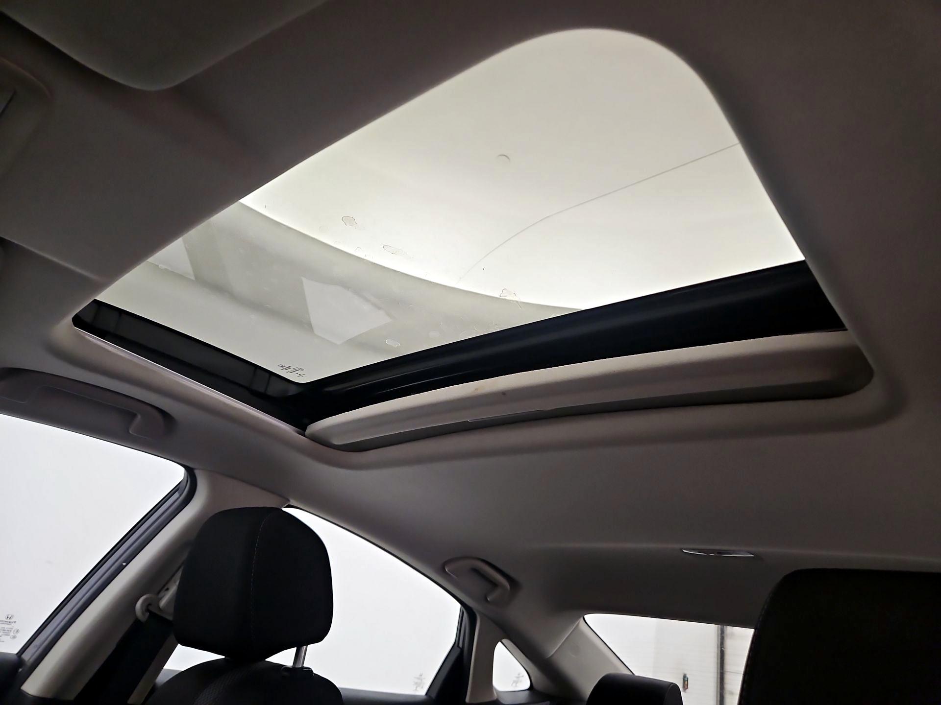 Thumbnail: 2020 Honda Civic - 18