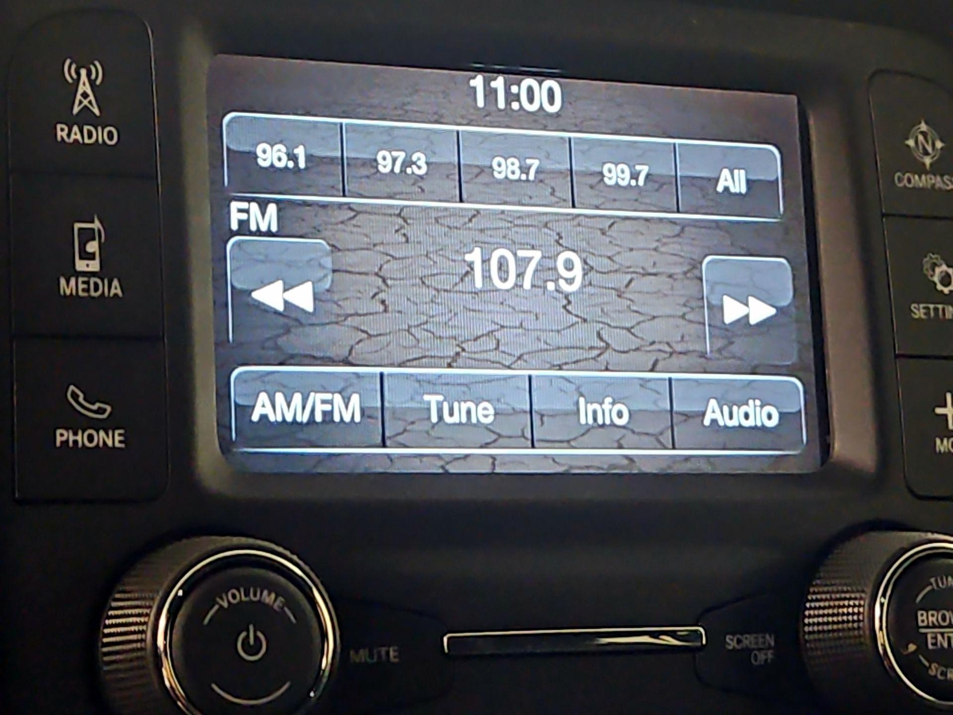 Thumbnail: 2018 Jeep Wrangler - 15