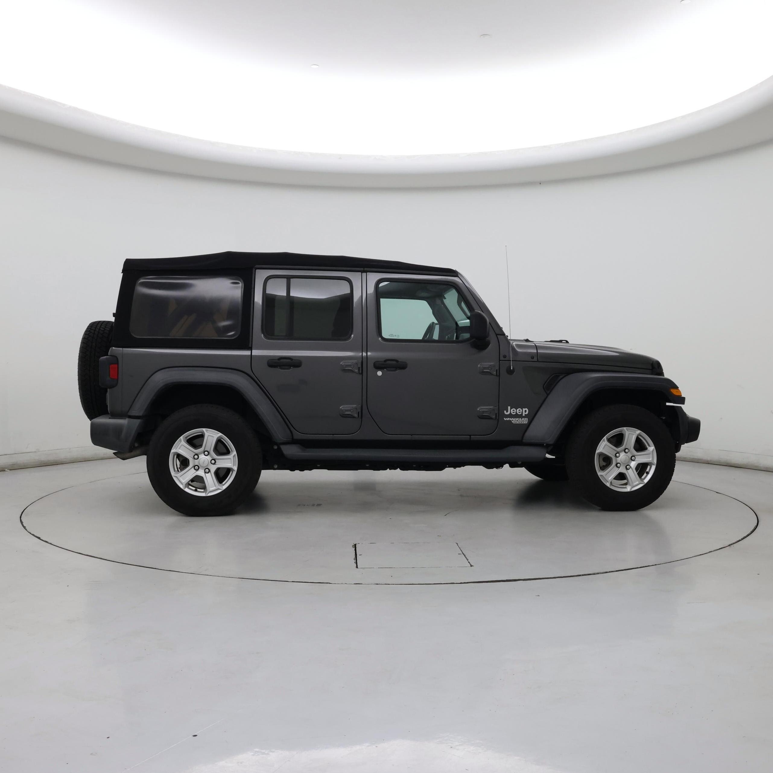 Thumbnail: 2018 Jeep Wrangler - 7