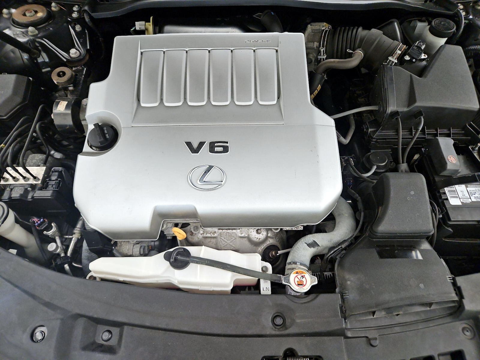 2017 Lexus ES 350 - Photo 23