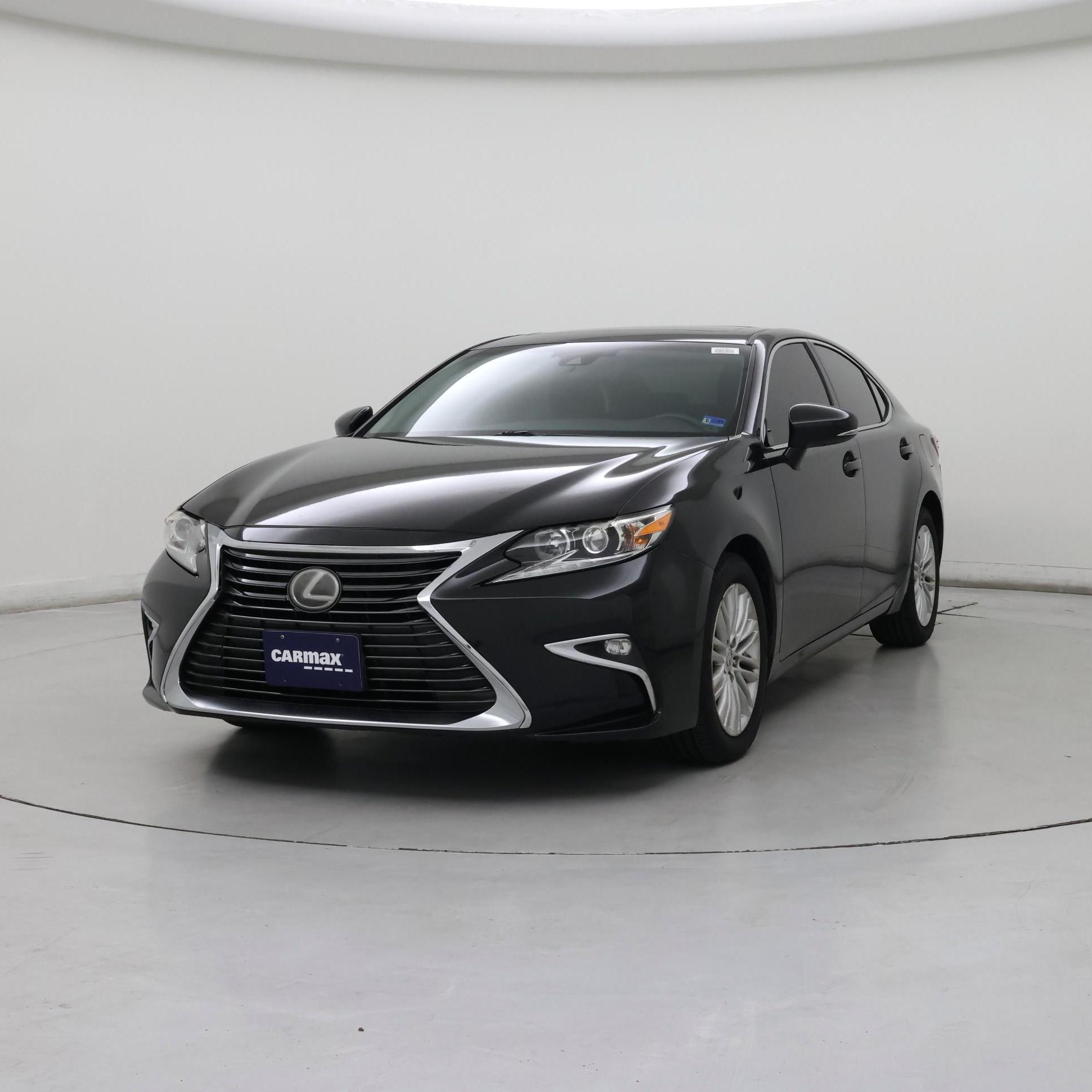 Thumbnail: 2017 Lexus ES - 4