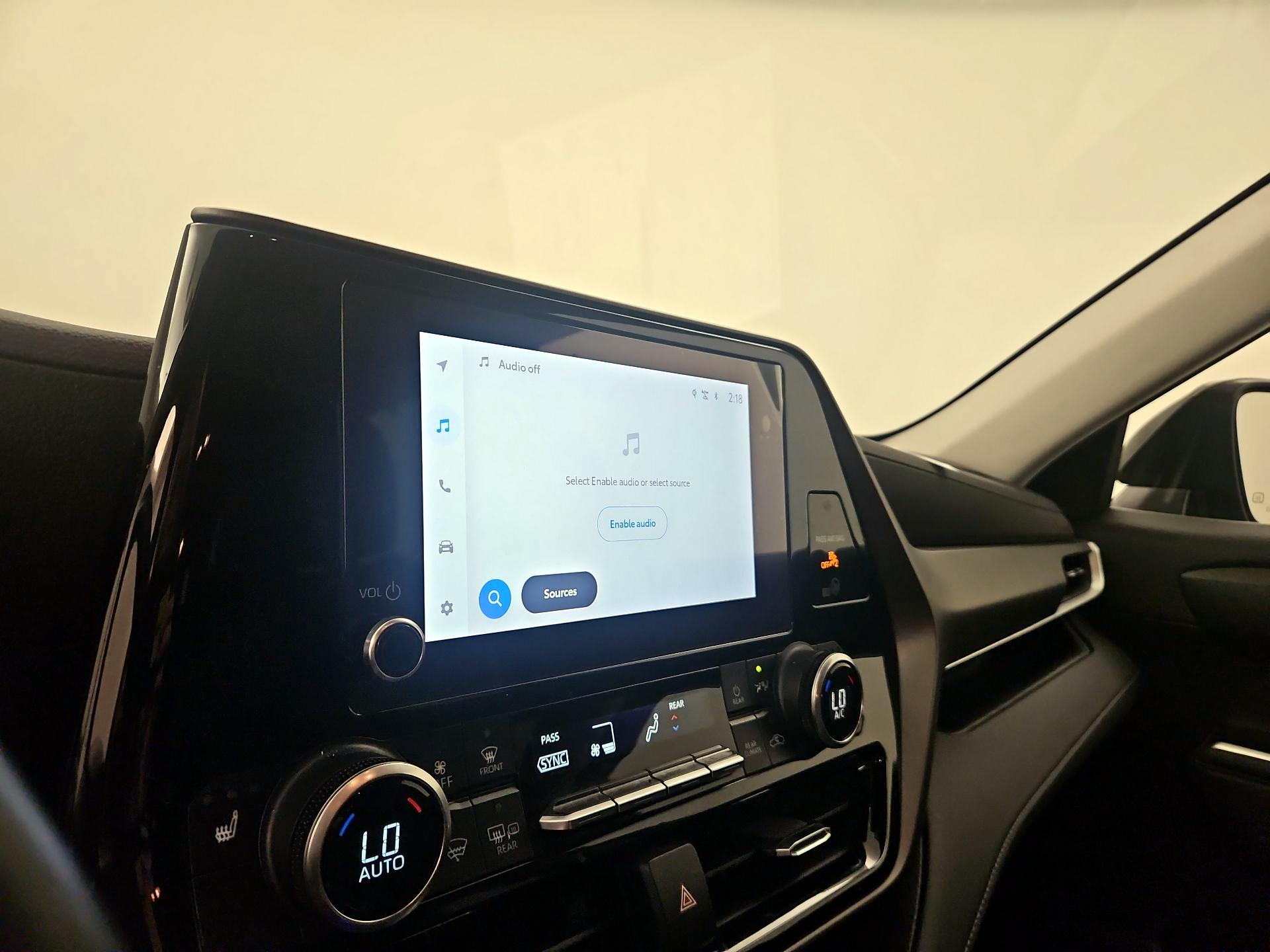 Thumbnail: 2023 Toyota Highlander - 16