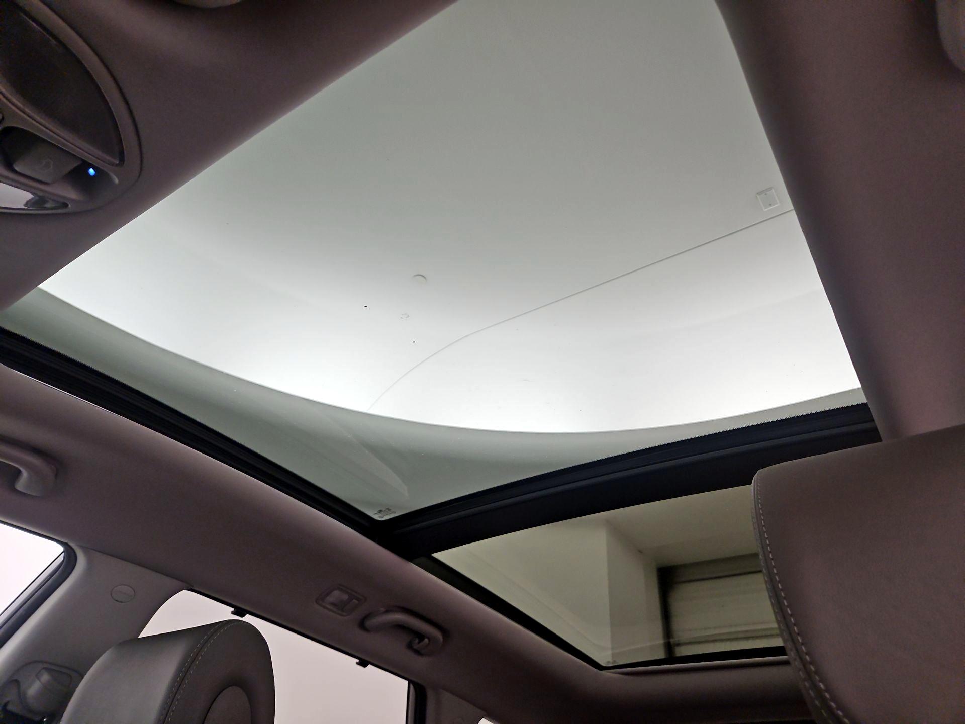 Thumbnail: 2014 Hyundai Santa Fe - 20