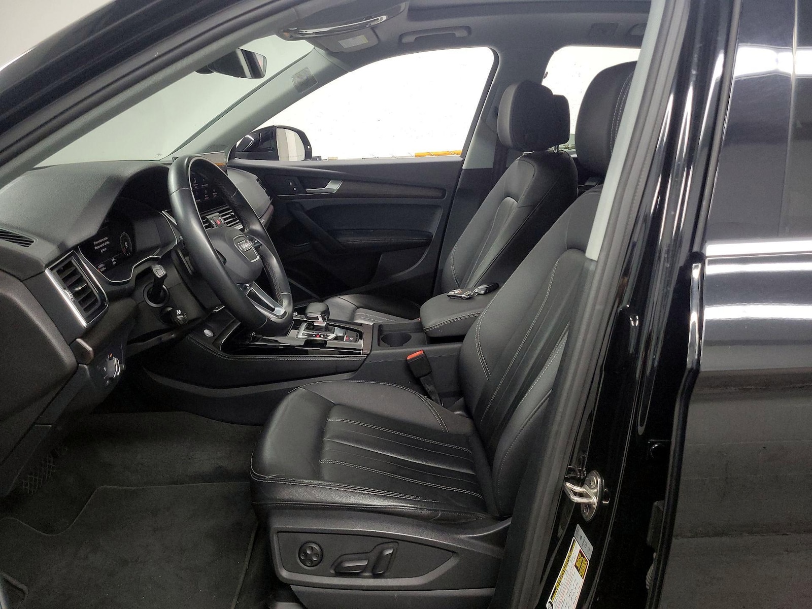 2023 Audi Q5 Premium Plus - Photo 12