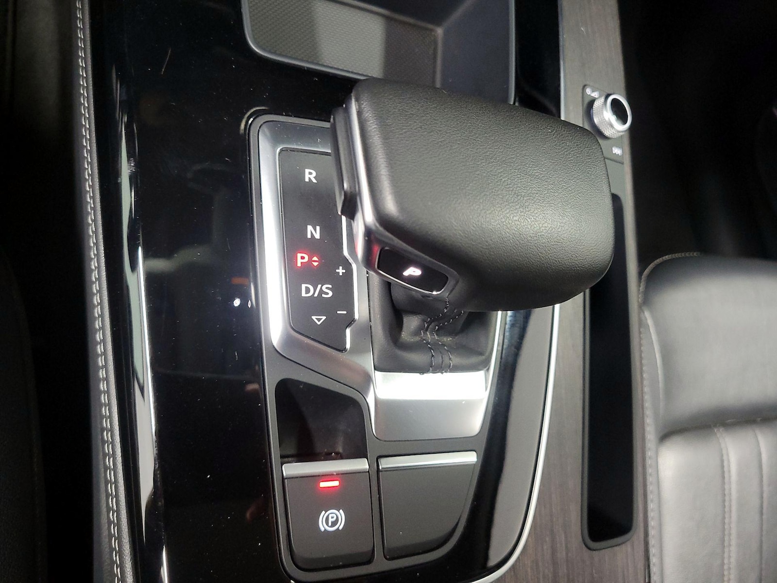2023 Audi Q5 Premium Plus - Photo 16