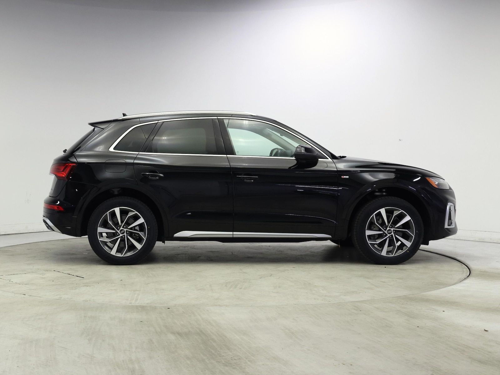 2023 Audi Q5 Premium Plus - Photo 8