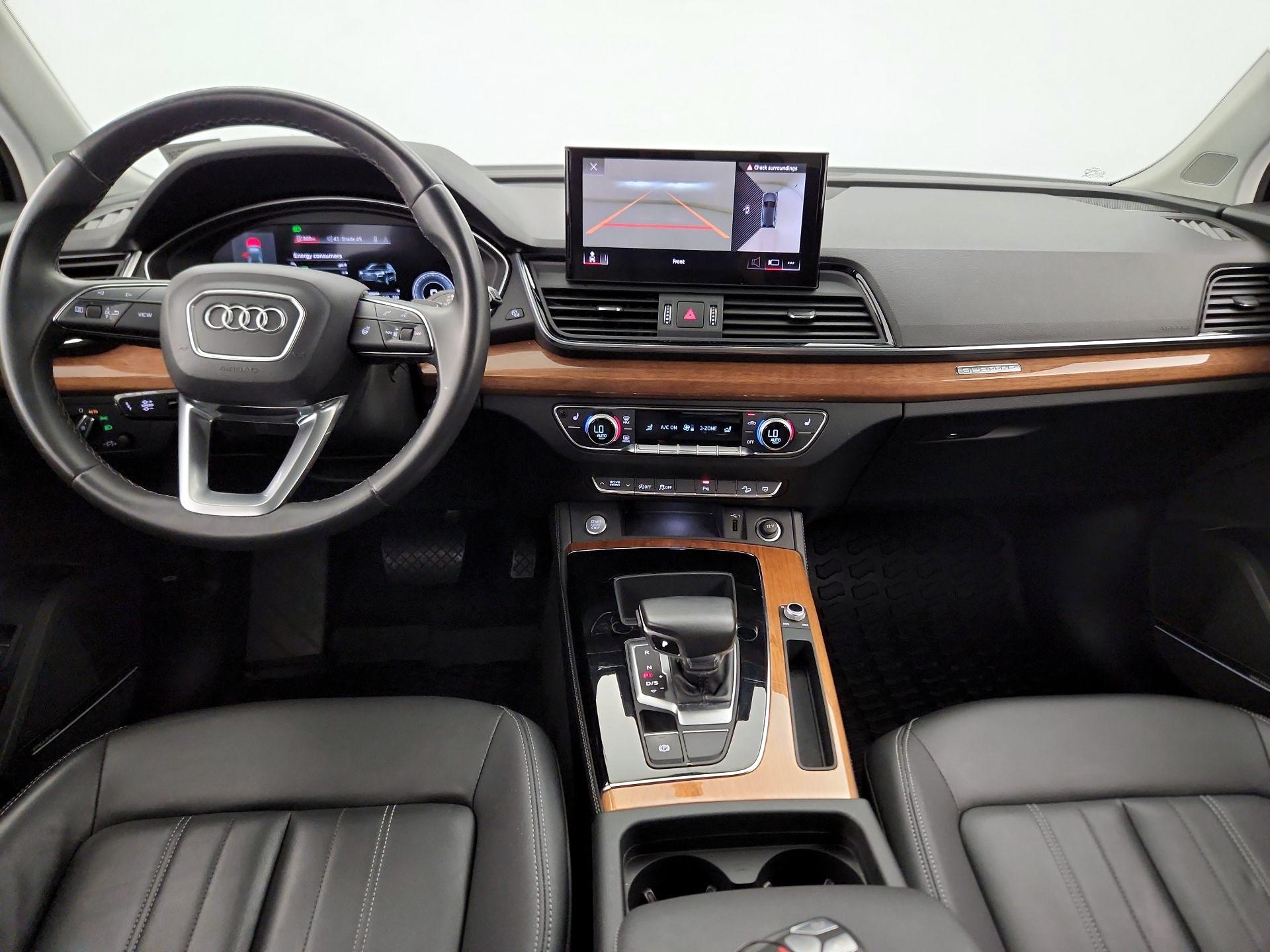 Thumbnail: 2023 Audi Q5 - 9