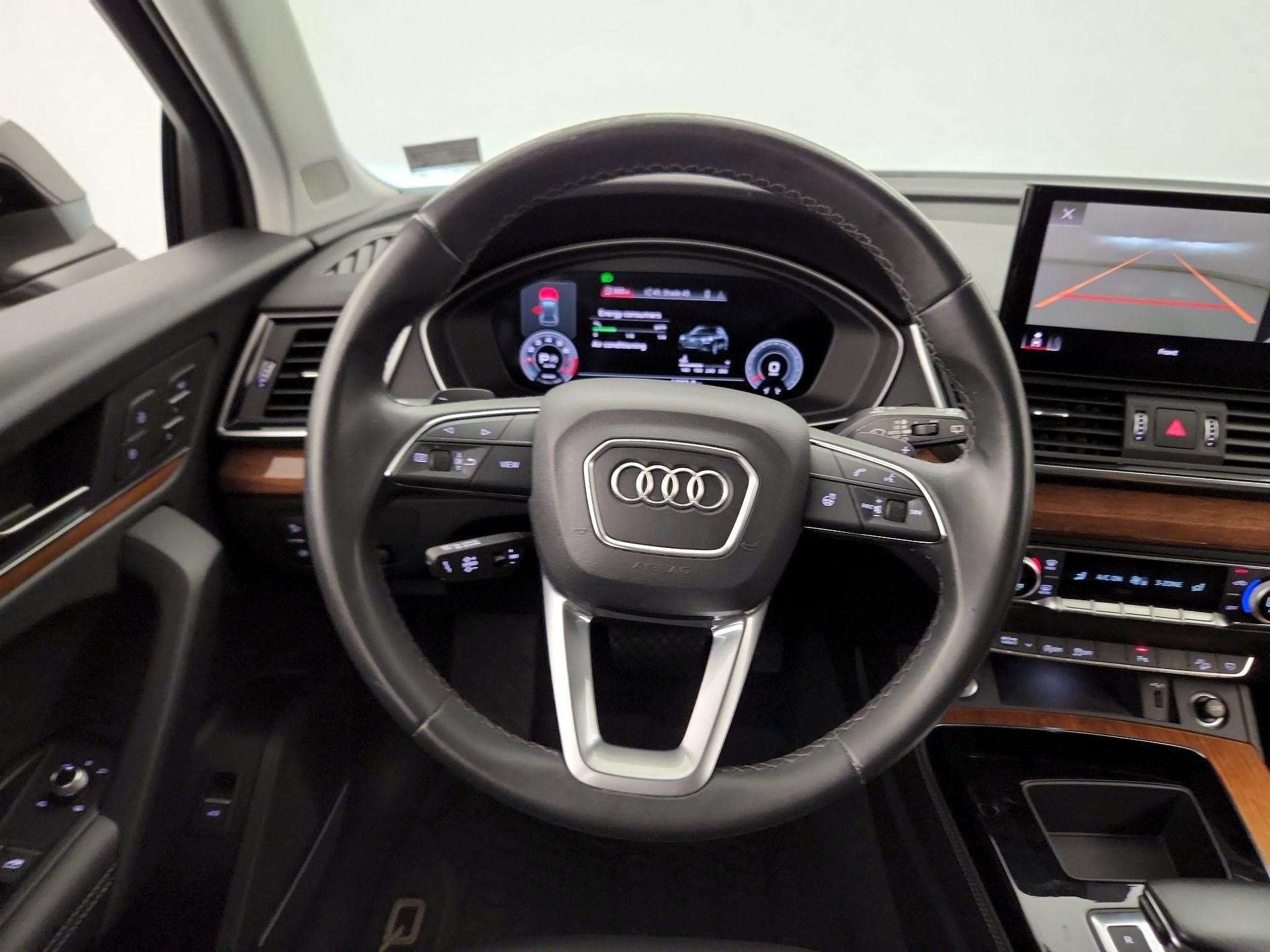 Thumbnail: 2023 Audi Q5 - 10