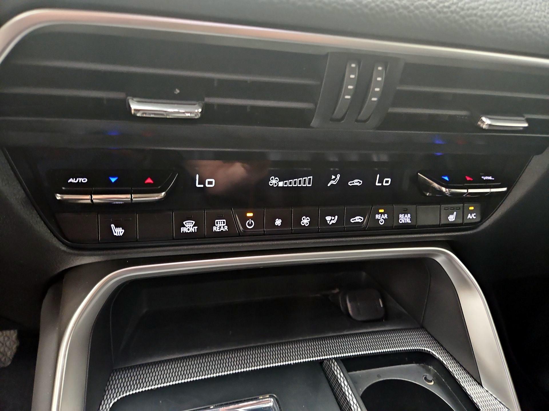 Thumbnail: 2024 Mazda CX-90 - 17