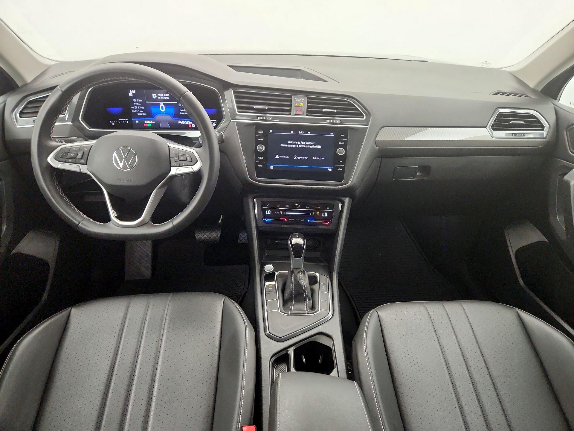 Thumbnail: 2023 Volkswagen Tiguan - 9