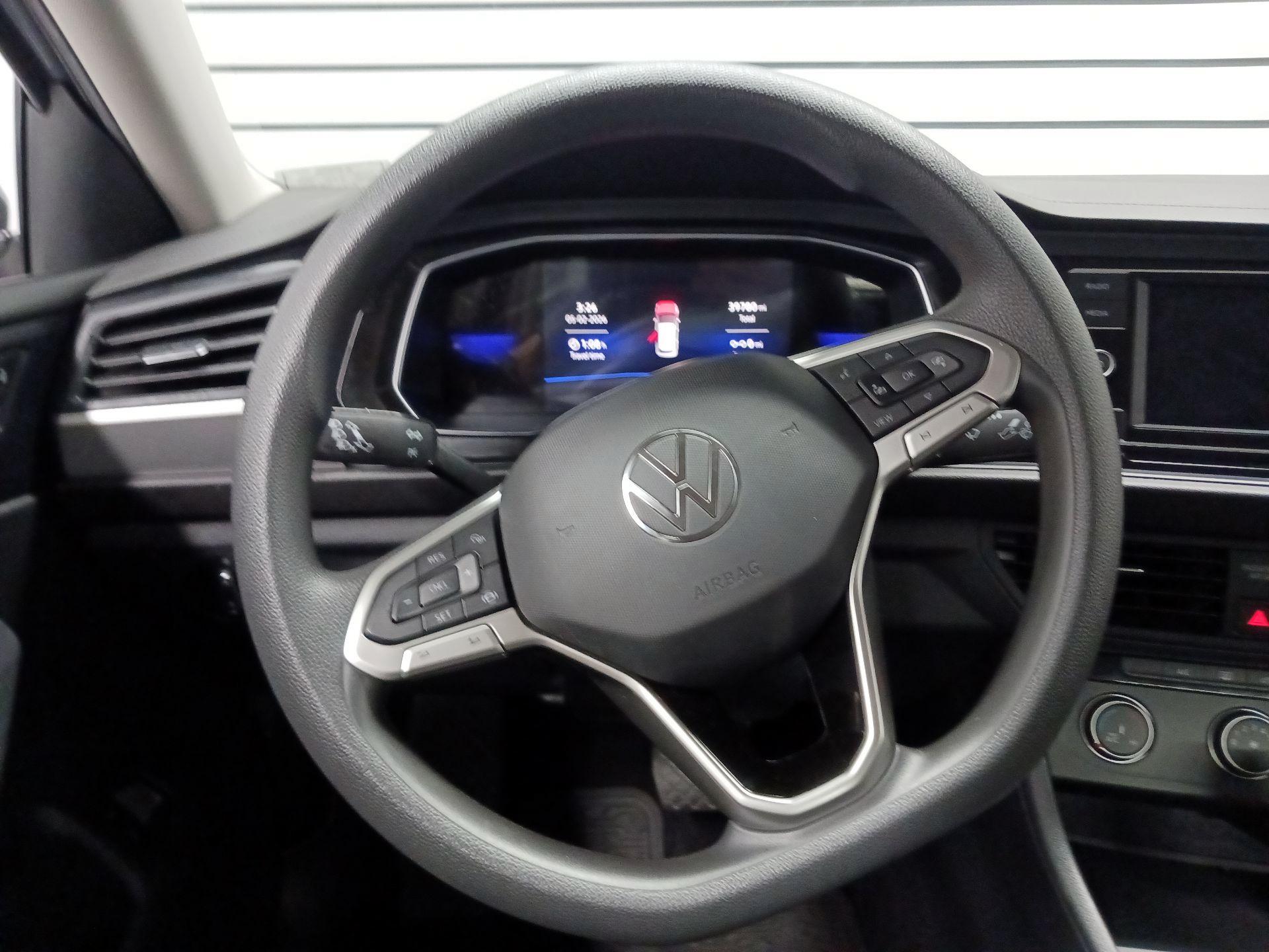 Thumbnail: 2023 Volkswagen Jetta - 10
