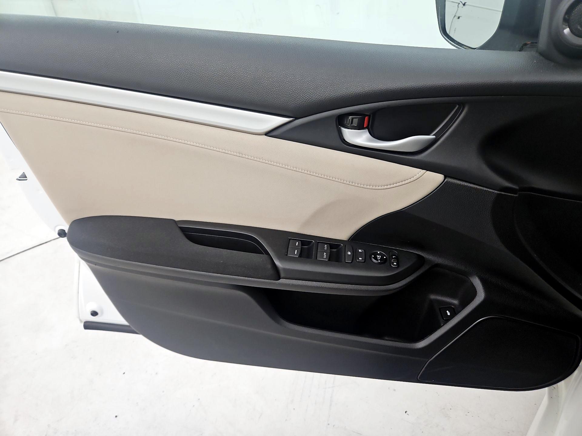 Thumbnail: 2018 Honda Civic - 12