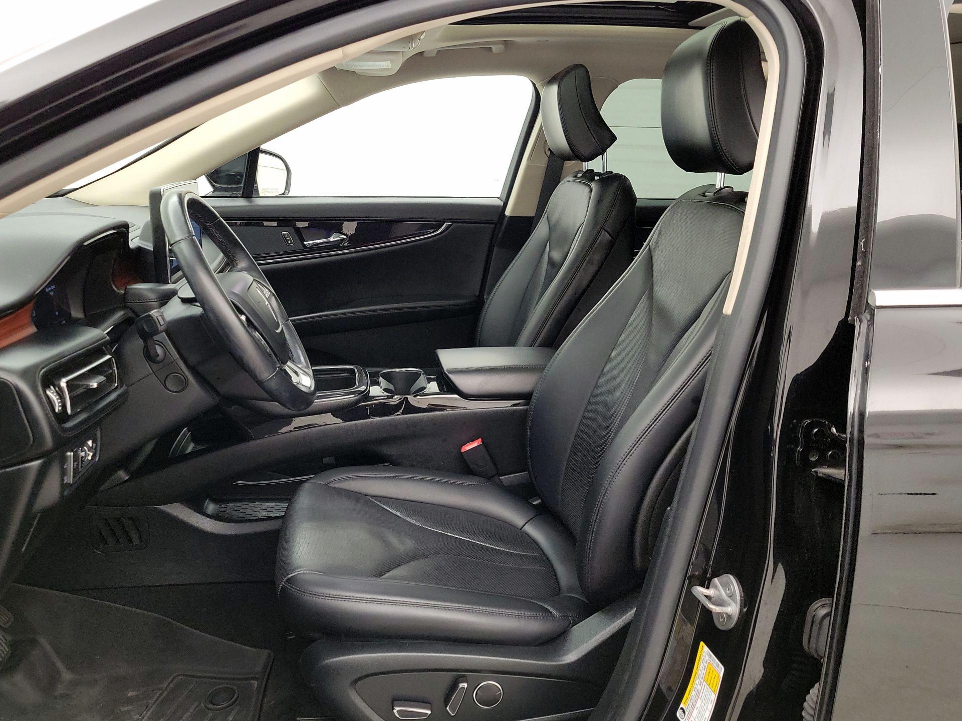 Thumbnail: 2022 Lincoln Nautilus - 11