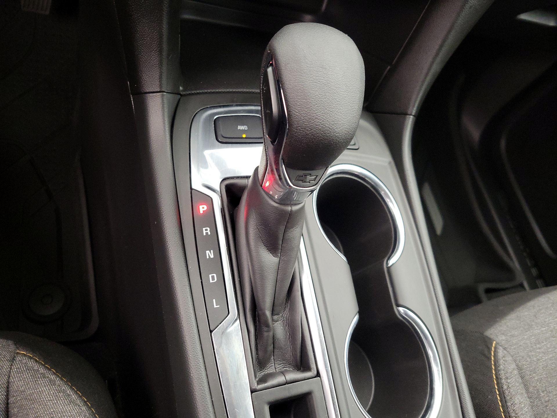 Thumbnail: 2023 Chevrolet Equinox - 17