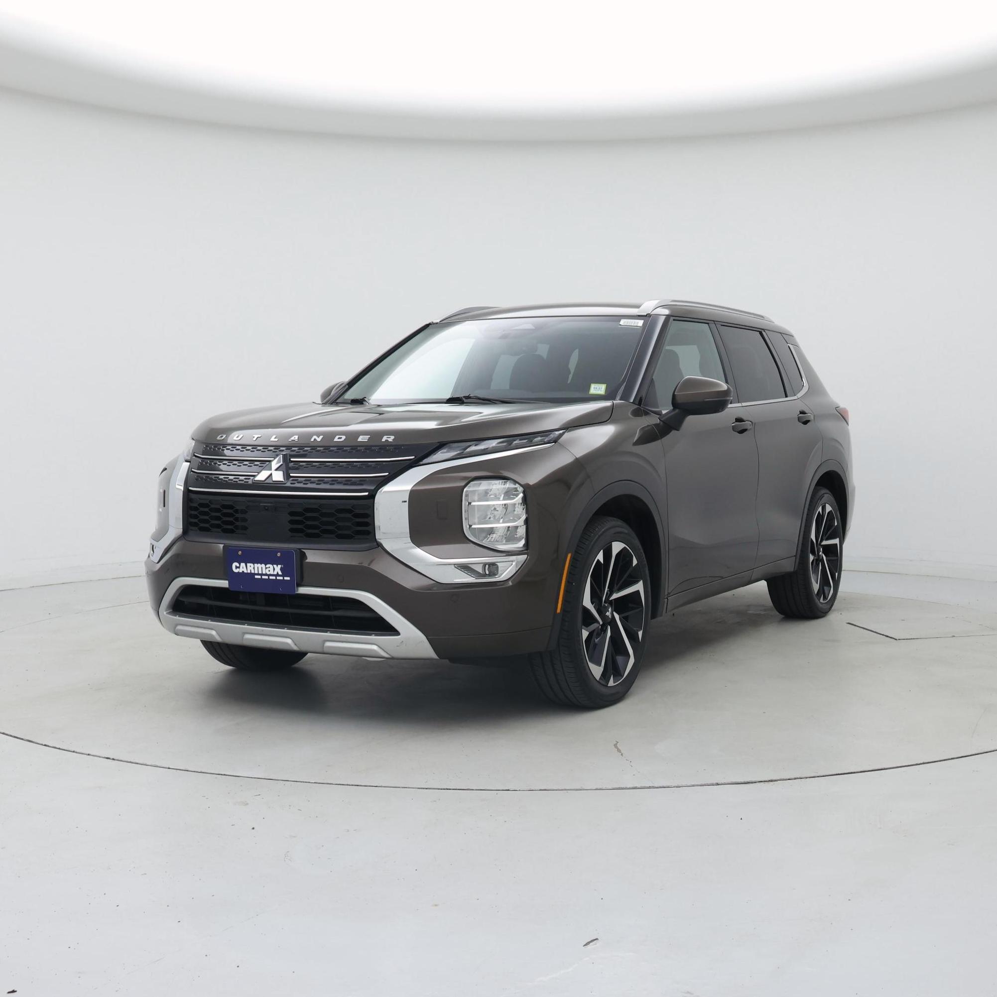 Thumbnail: 2022 Mitsubishi Outlander - 4