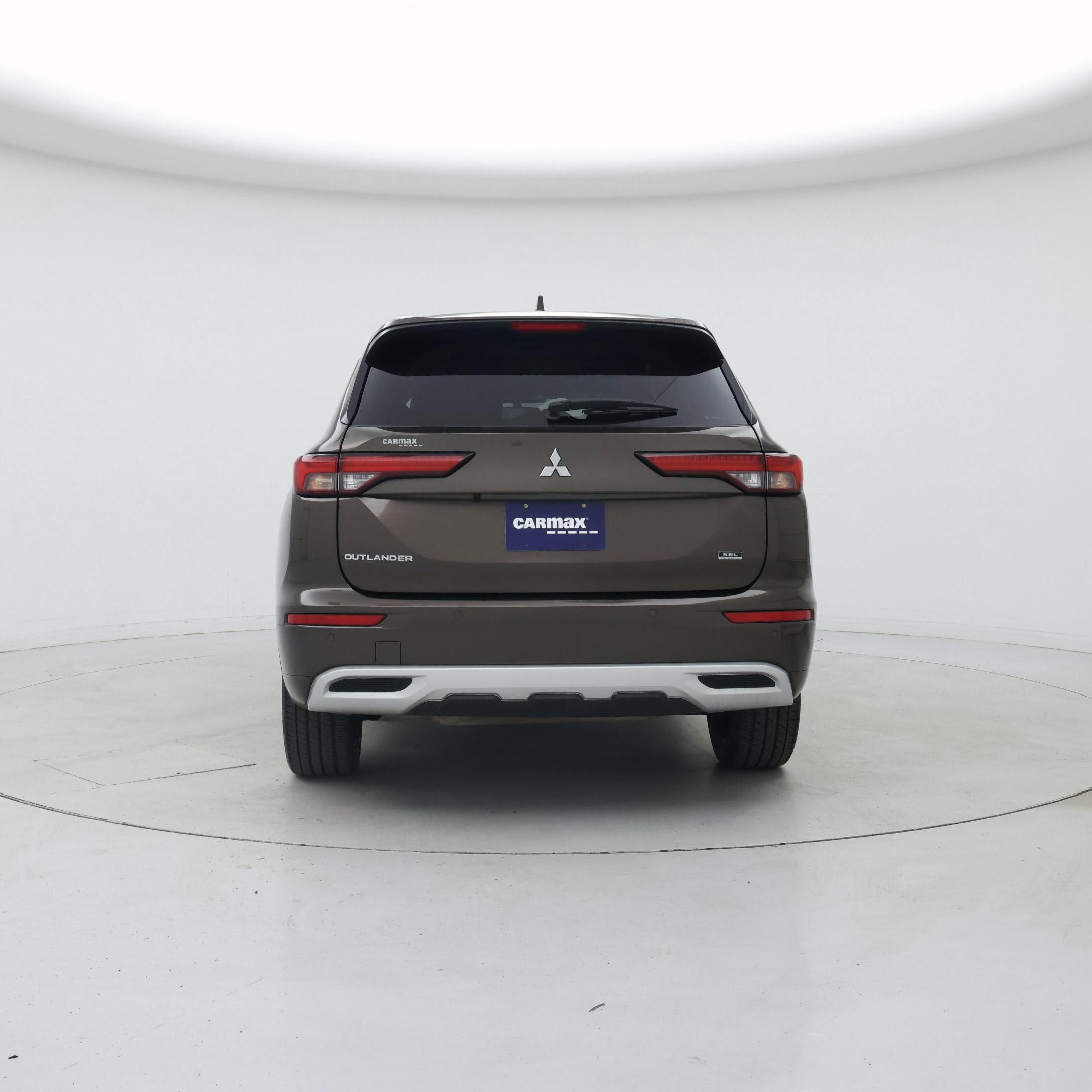 Thumbnail: 2022 Mitsubishi Outlander - 6