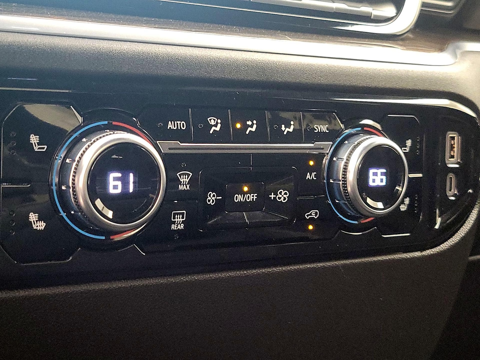 2023 GMC Sierra 1500 Elevation - Photo 18