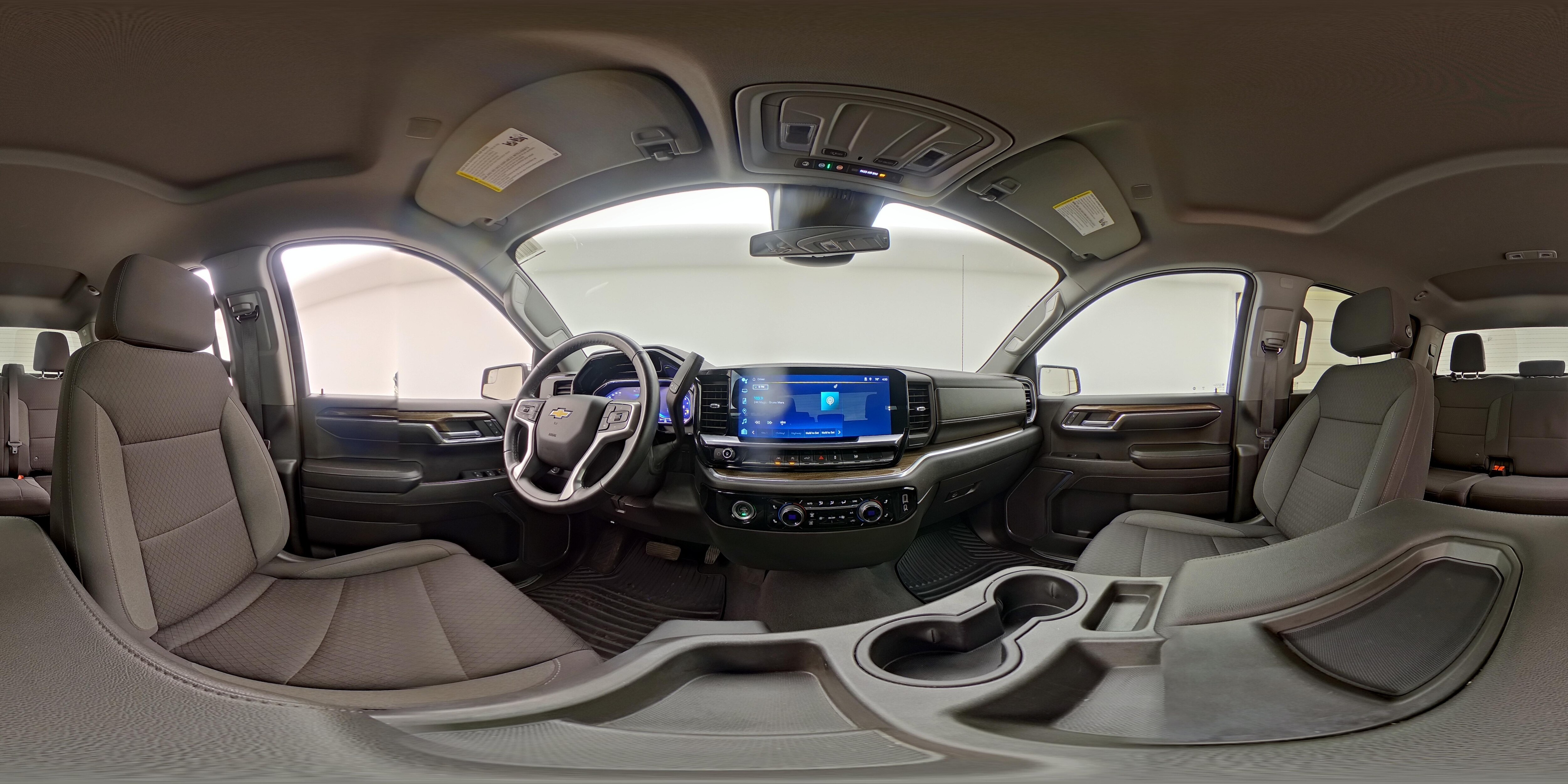 2023 Chevrolet Silverado 1500 LT - Photo 24