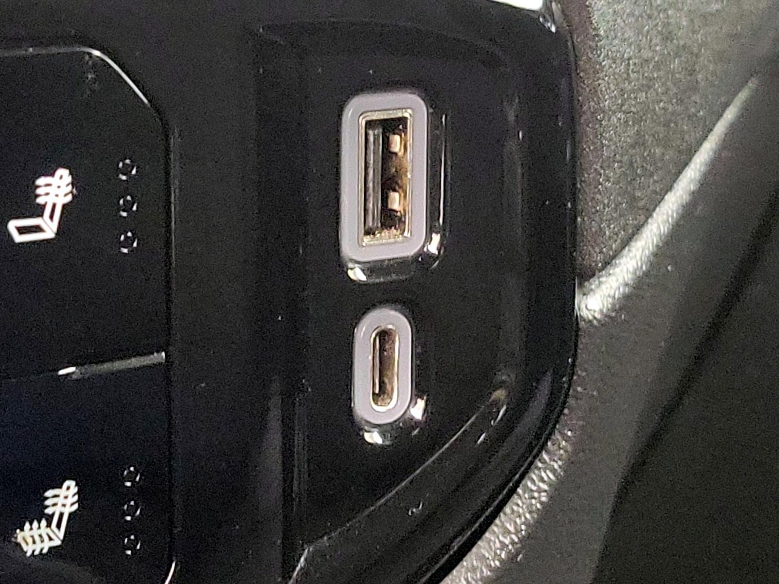 2023 Chevrolet Silverado 1500 LT - Photo 19