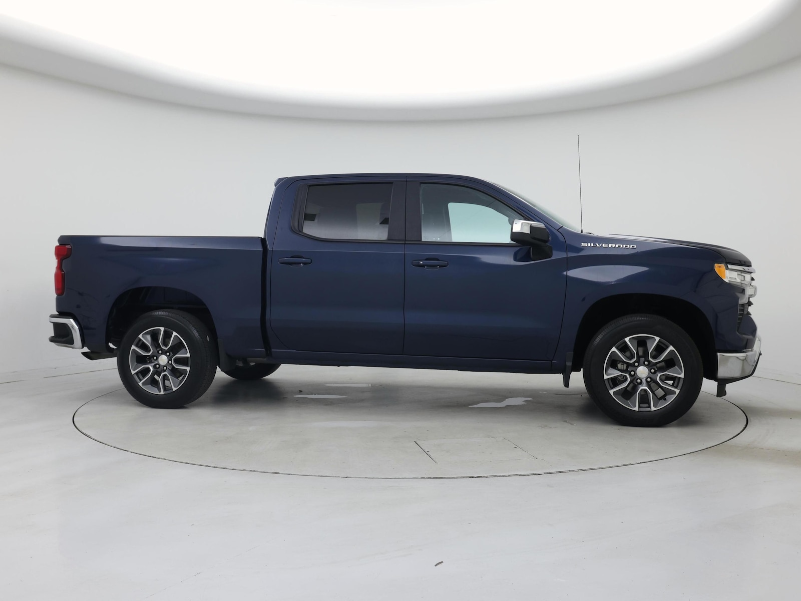 2023 Chevrolet Silverado 1500 LT - Photo 8