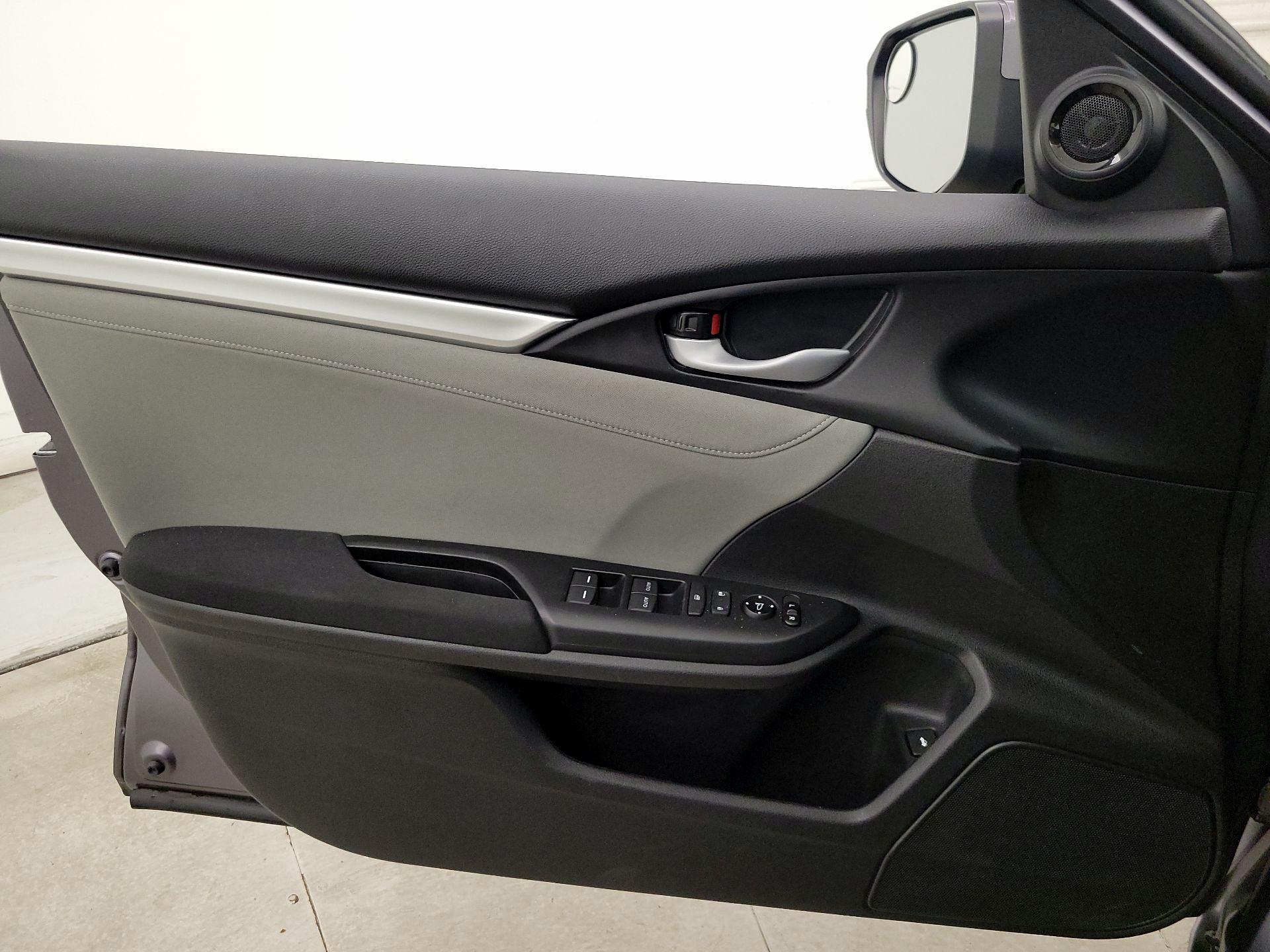 Thumbnail: 2020 Honda Civic - 12