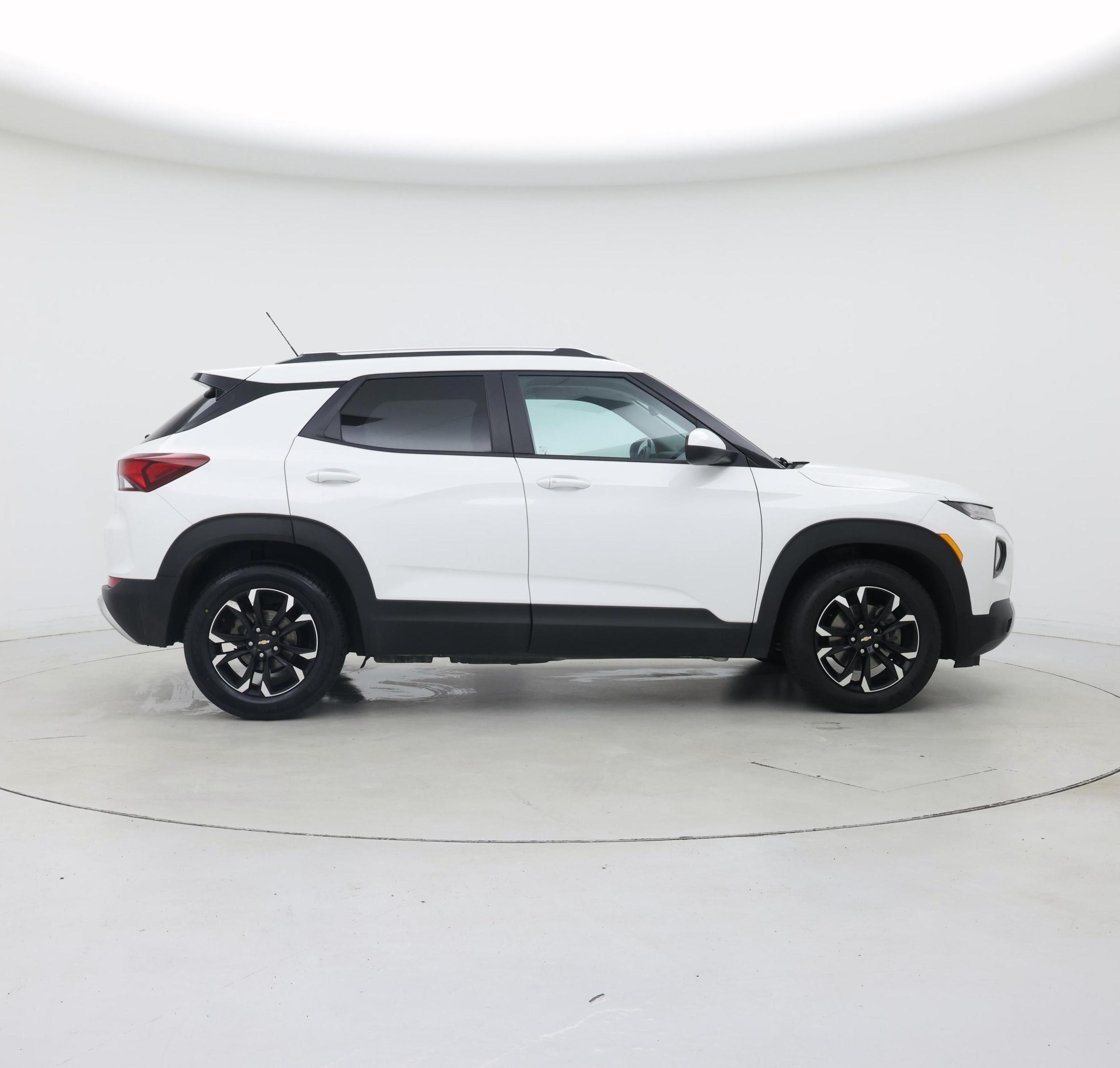 Thumbnail: 2023 Chevrolet TrailBlazer - 7