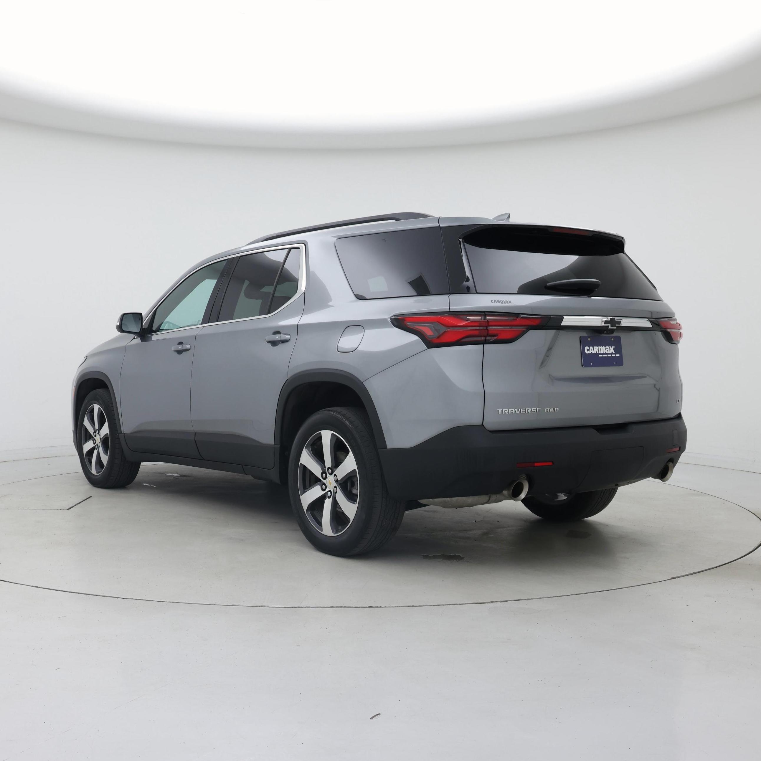 Thumbnail: 2023 Chevrolet Traverse - 2