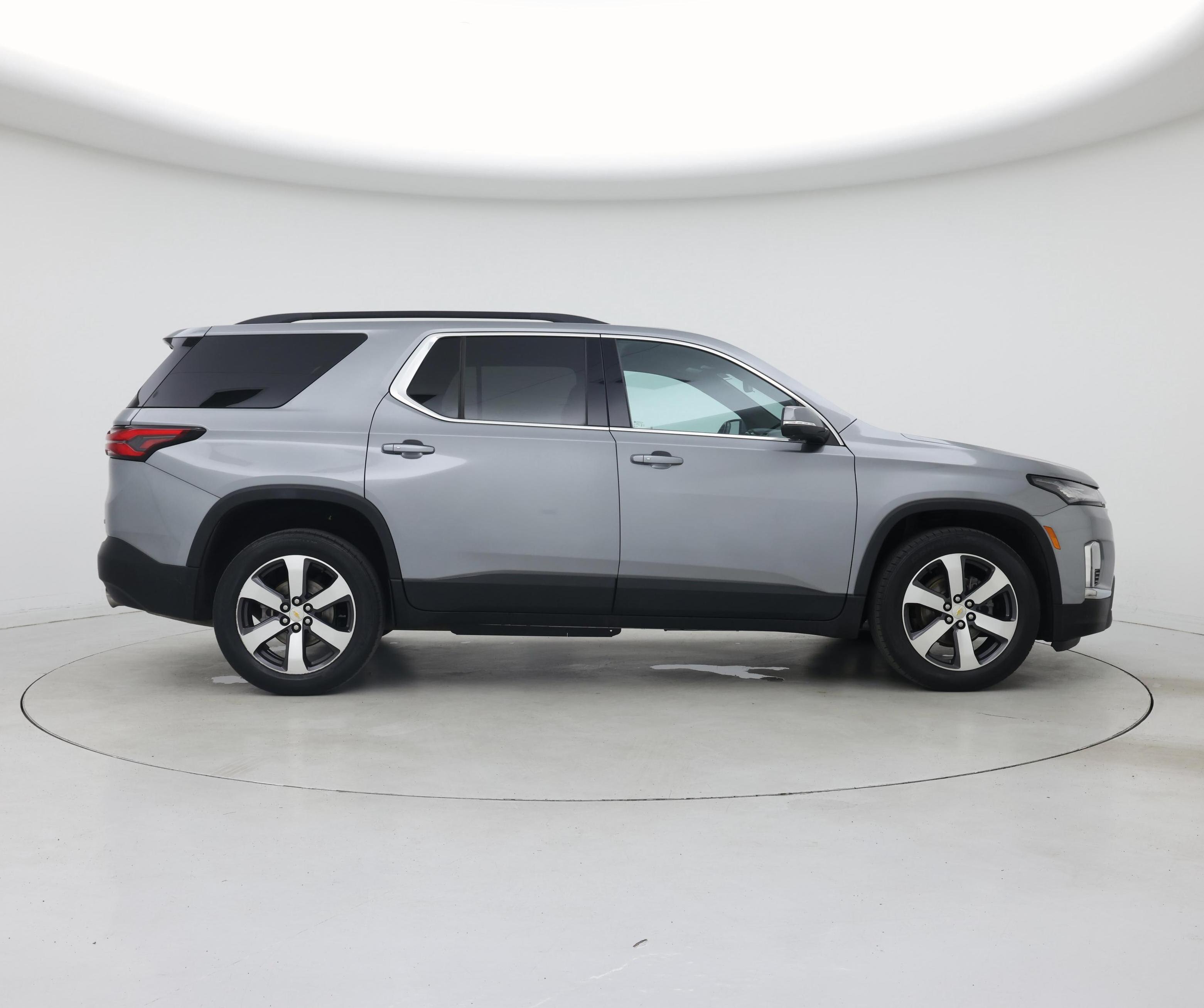Thumbnail: 2023 Chevrolet Traverse - 7