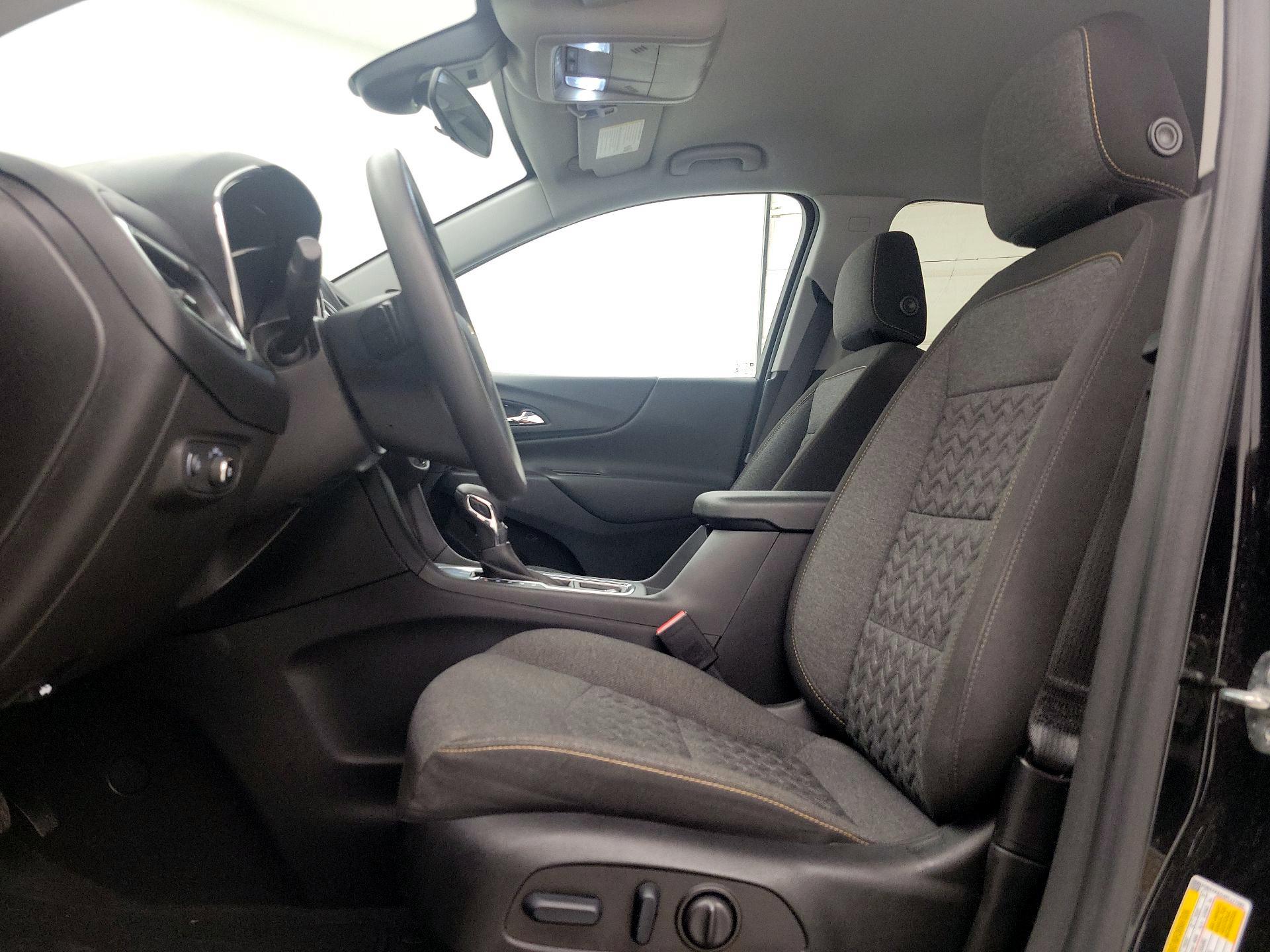 Thumbnail: 2023 Chevrolet Equinox - 11