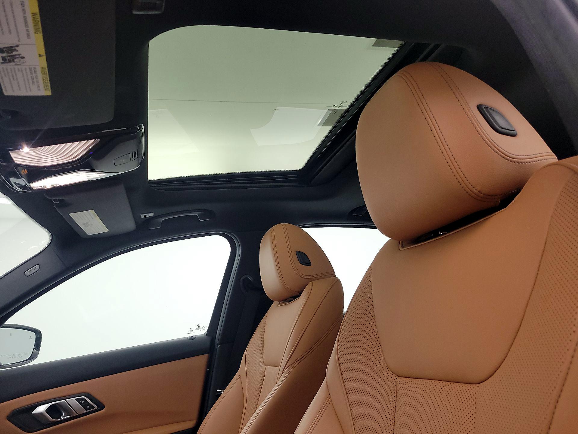 Thumbnail: 2022 BMW 3 Series - 20