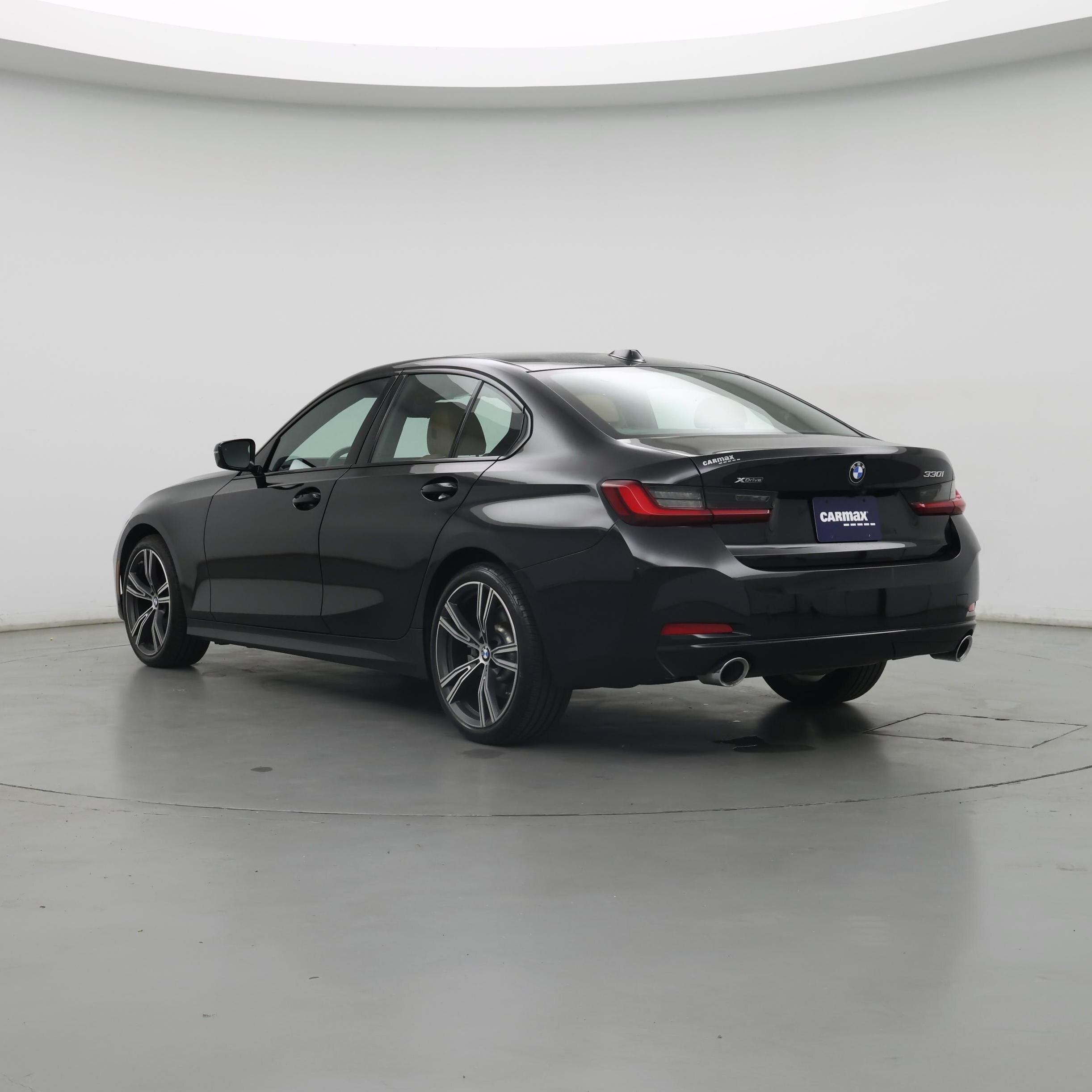 Thumbnail: 2023 BMW 3 Series - 2