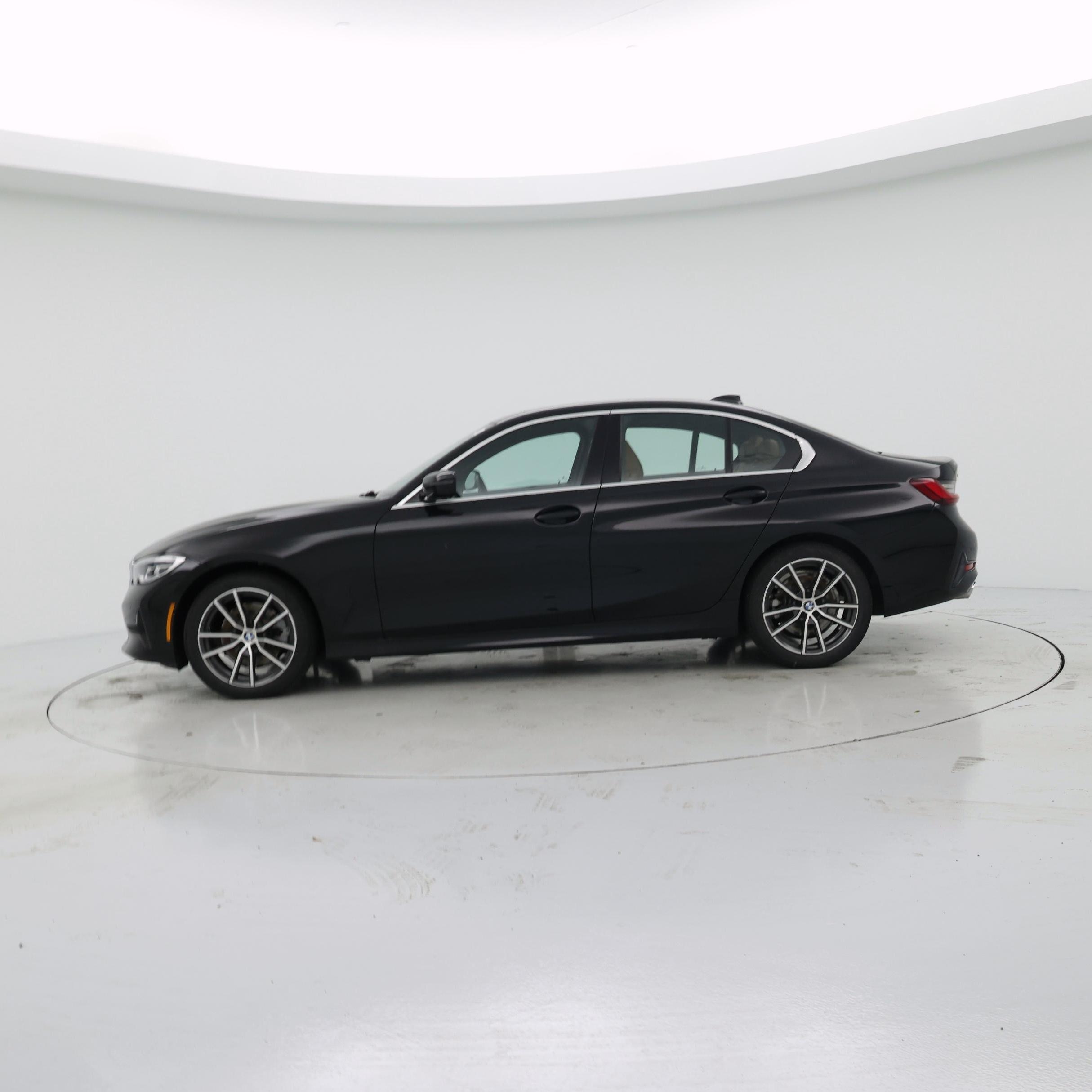 Thumbnail: 2022 BMW 3 Series - 3