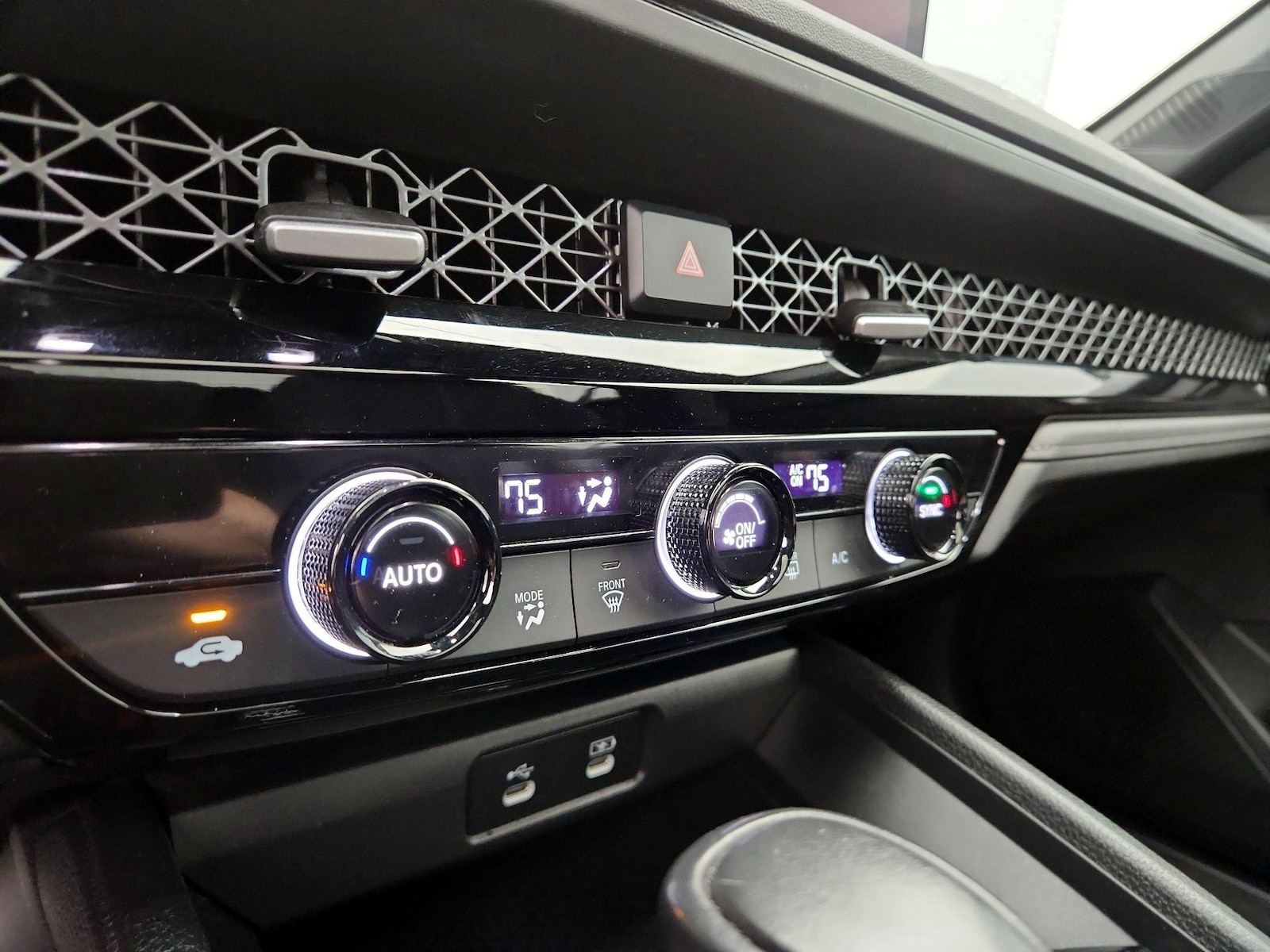 2023 Honda Accord Hybrid Sport - Photo 16