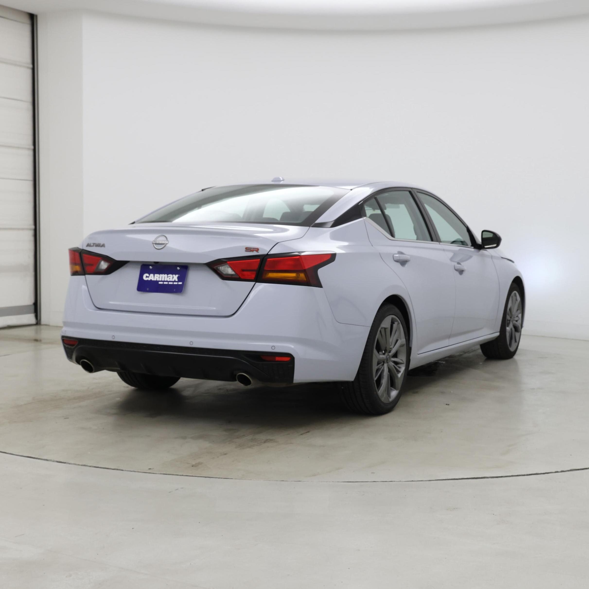 Thumbnail: 2023 Nissan Altima - 8