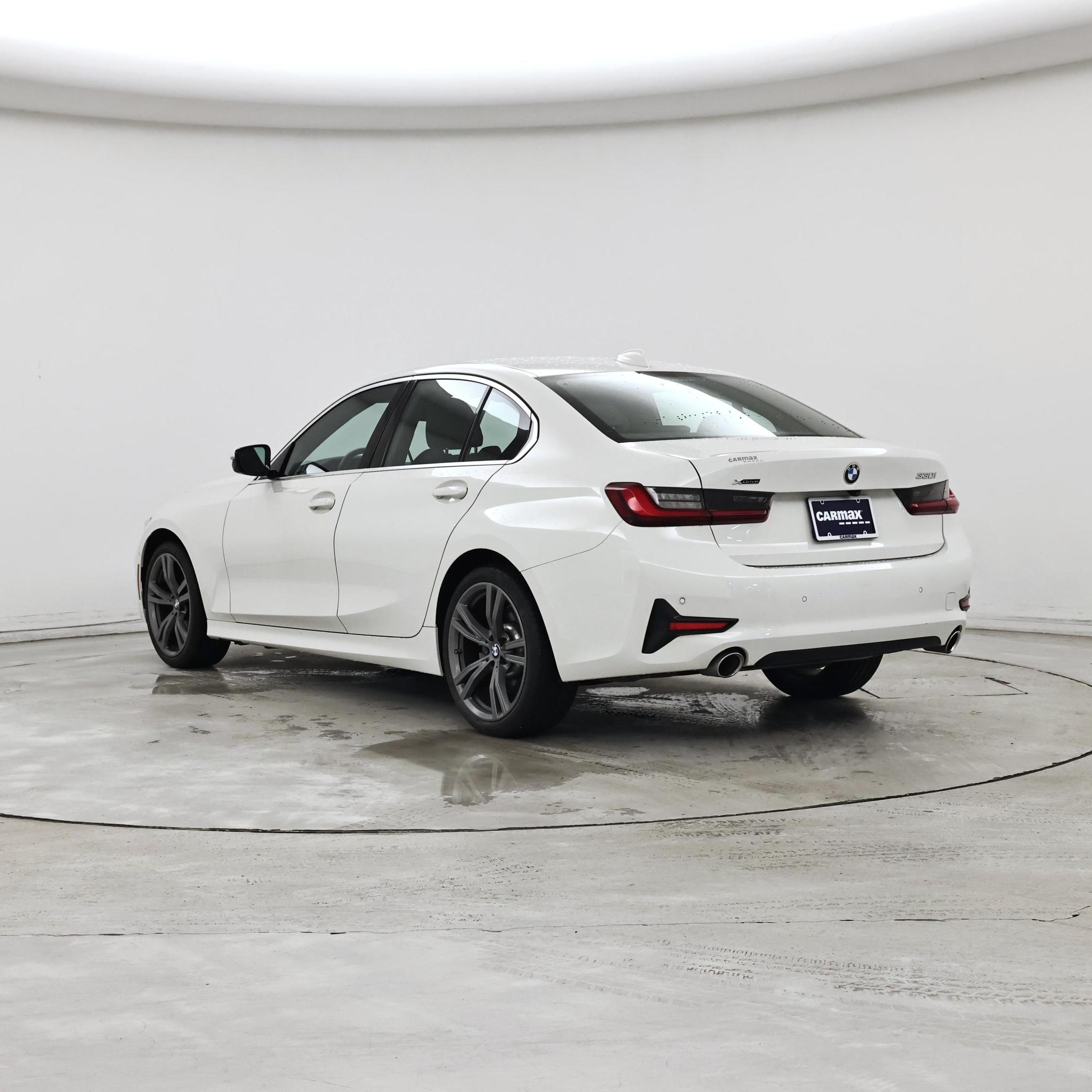 Thumbnail: 2022 BMW 3 Series - 2
