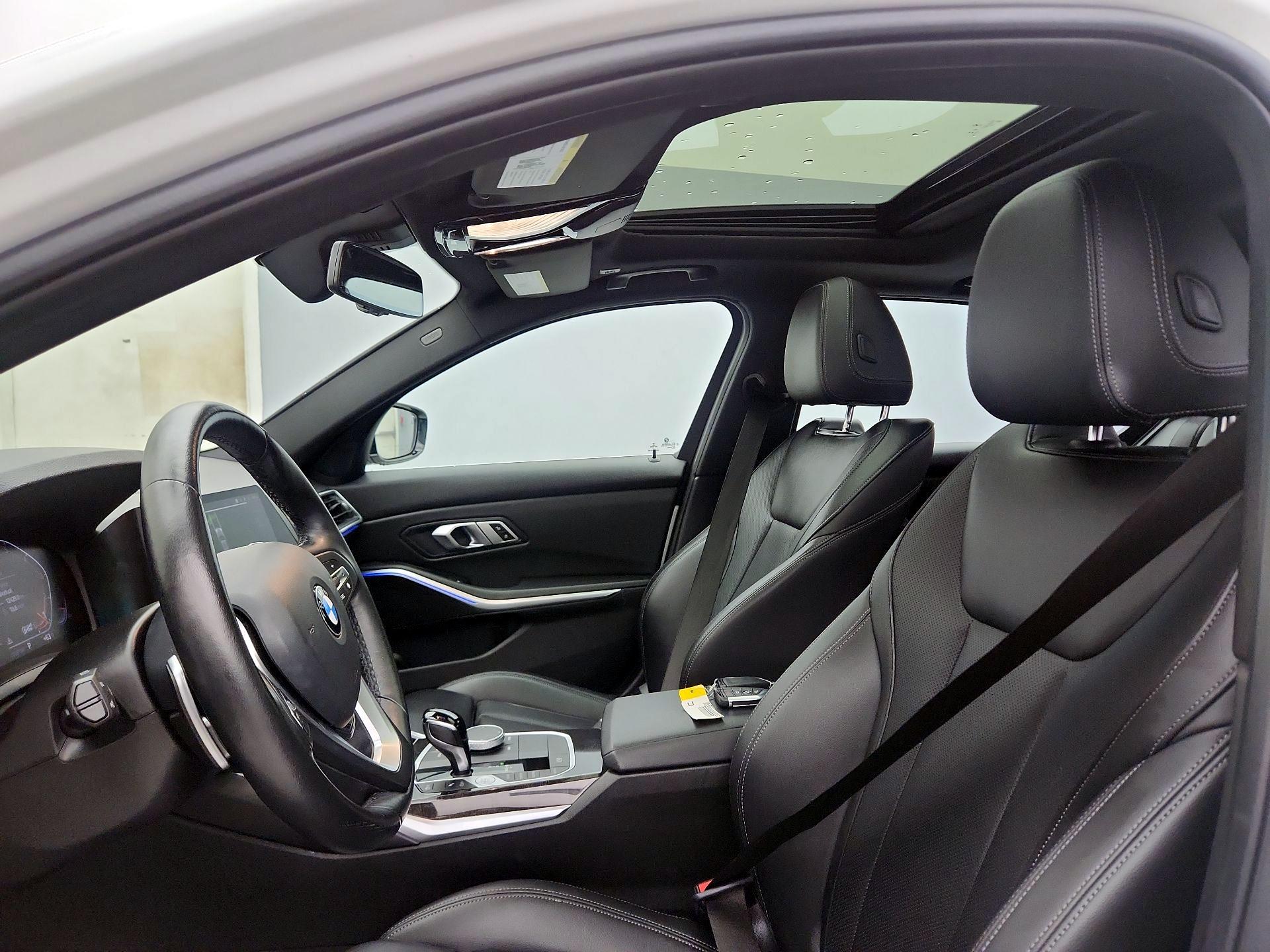 Thumbnail: 2022 BMW 3 Series - 20