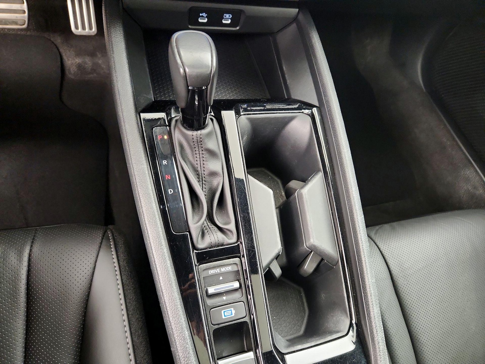 2024 Honda Accord Hybrid Sport-L - Photo 17