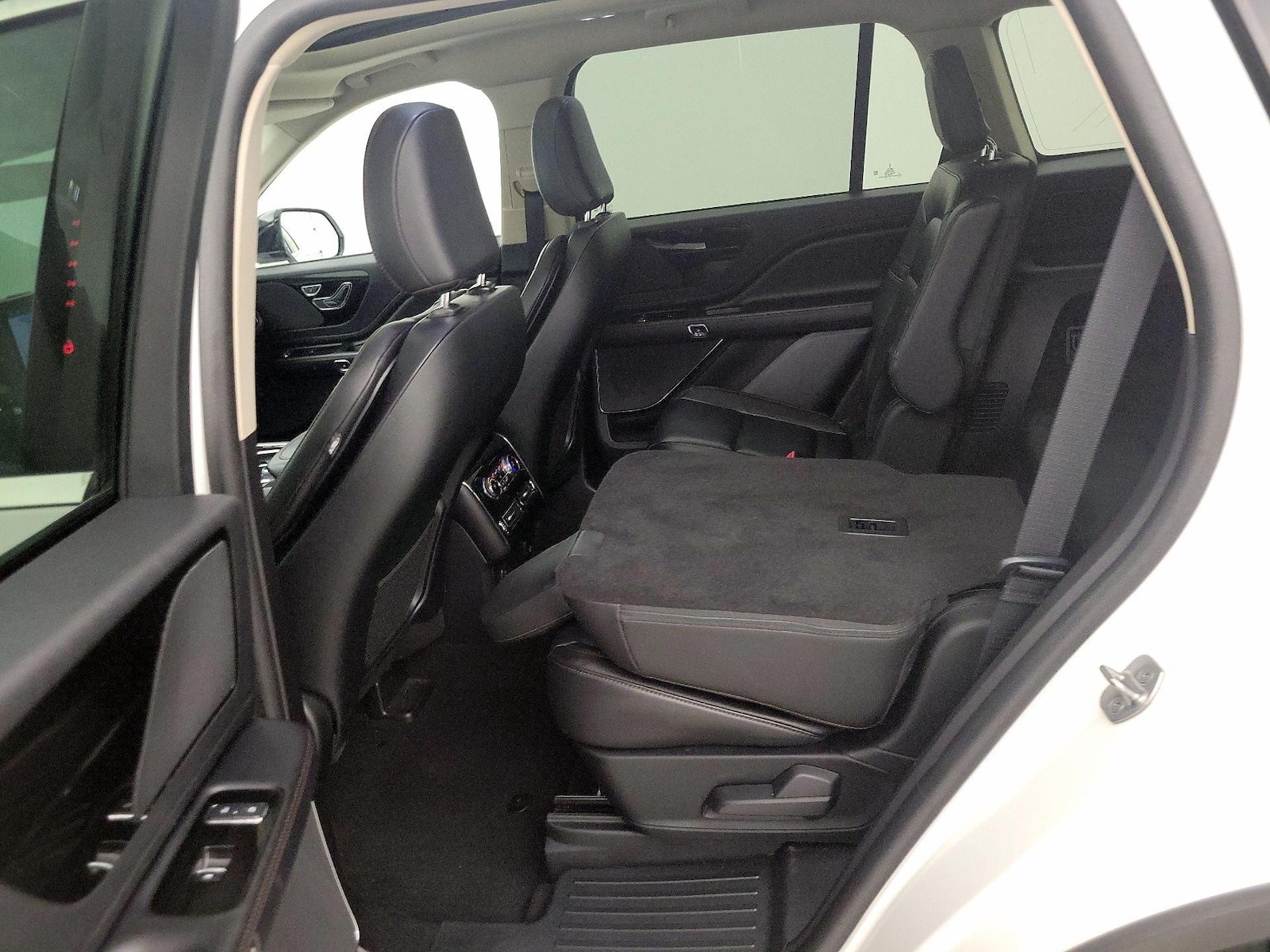 2022 Lincoln Aviator Base - Photo 22
