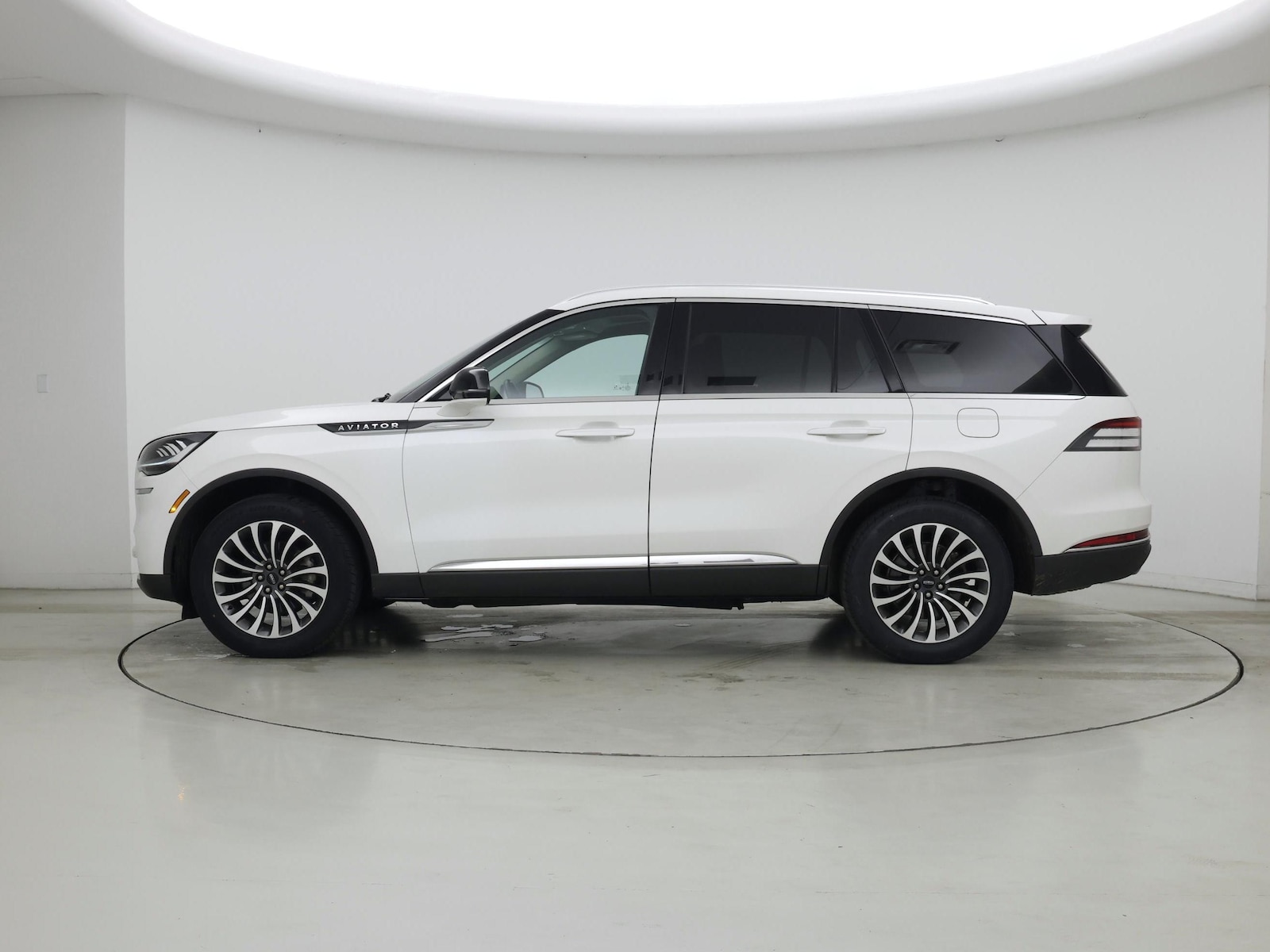 2022 Lincoln Aviator Base - Photo 4