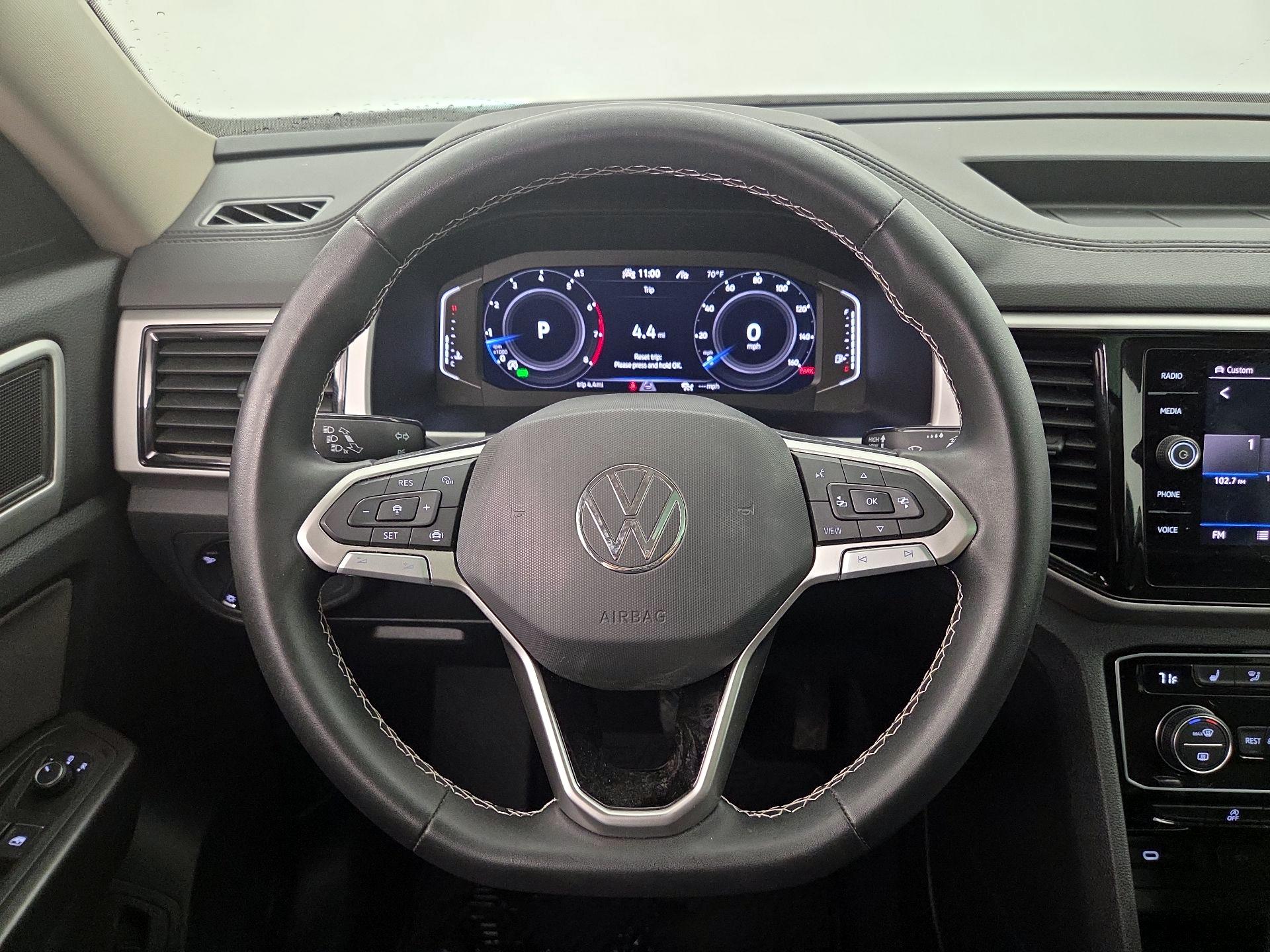 Thumbnail: 2023 Volkswagen Atlas - 10