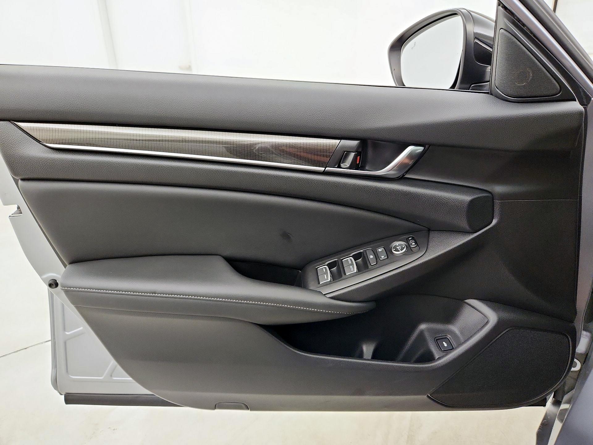 Thumbnail: 2021 Honda Accord - 12