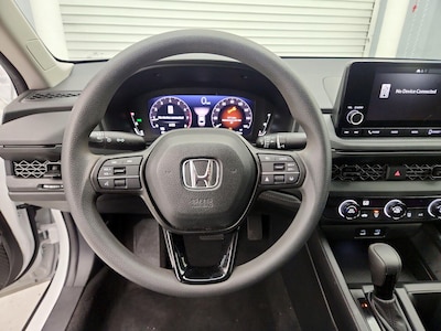 Steering Wheel & Instrument Cluster (On)