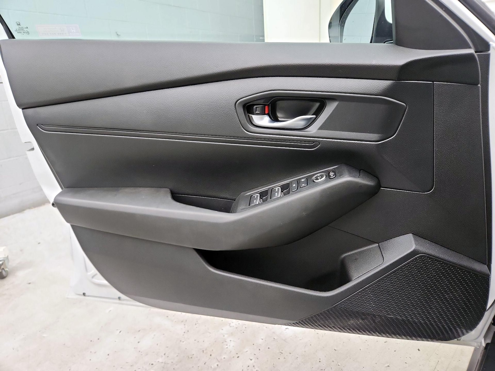 2023 Honda Accord LX - Photo 13