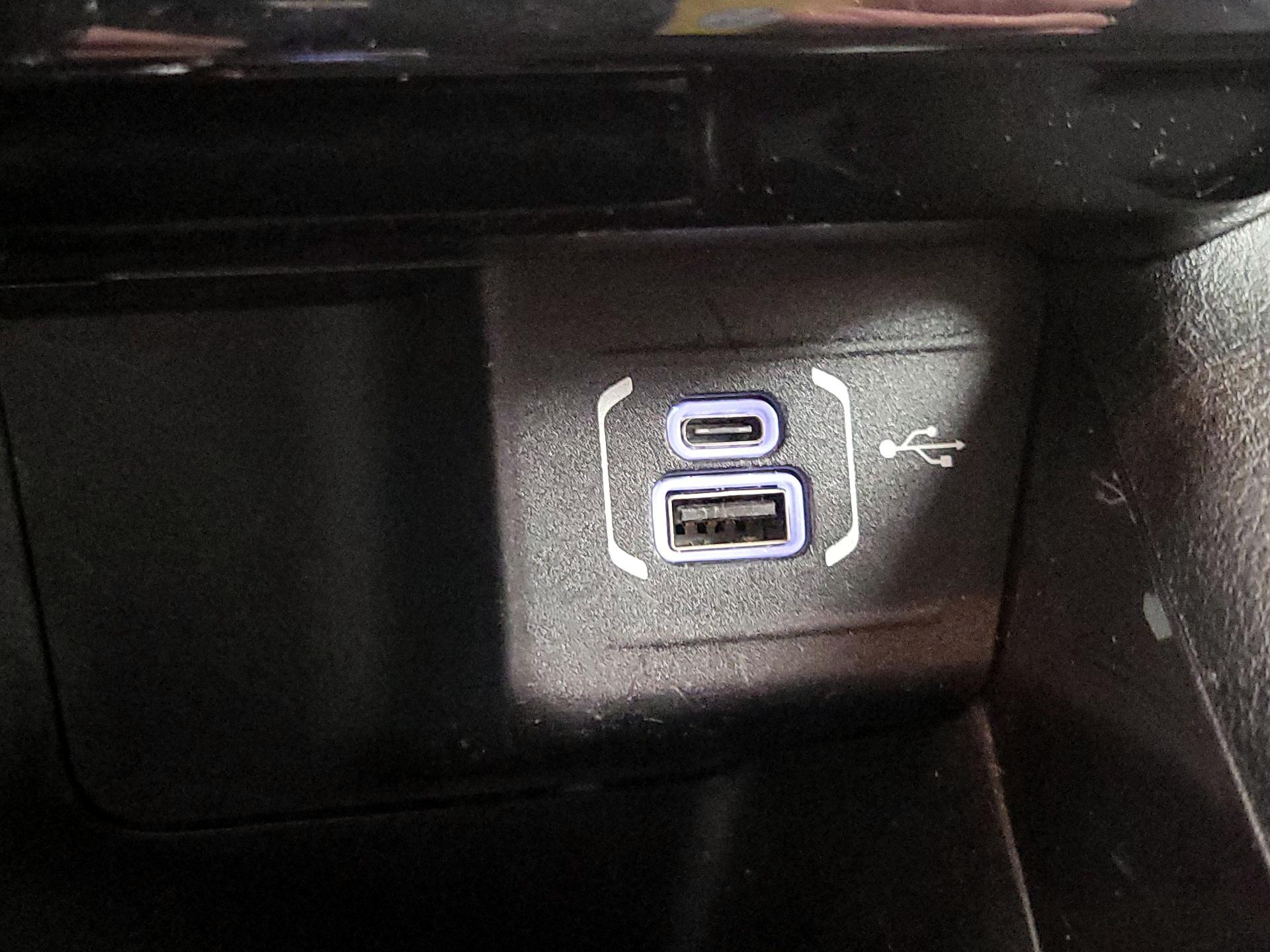 Thumbnail: 2022 Jeep Compass - 18