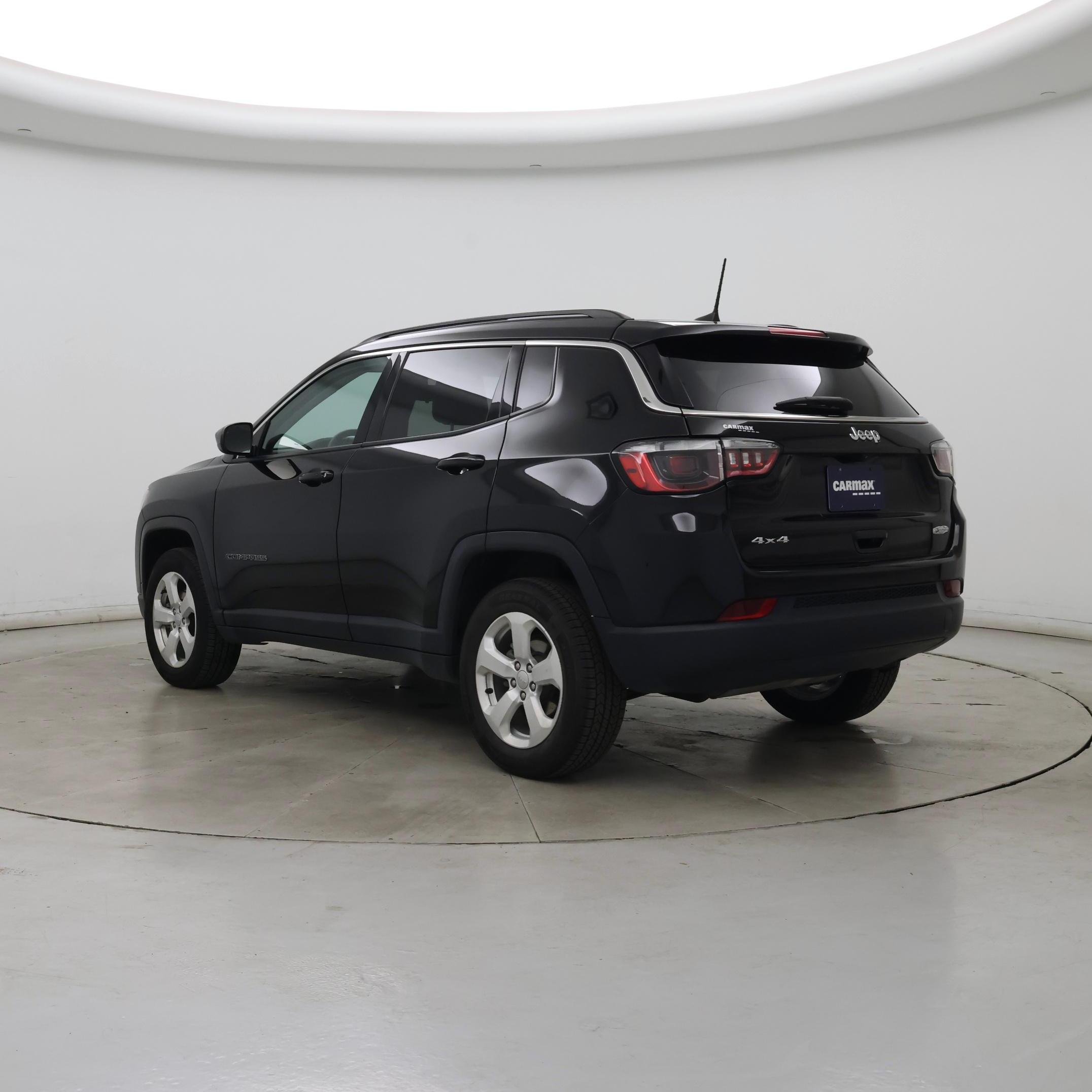 Thumbnail: 2022 Jeep Compass - 2