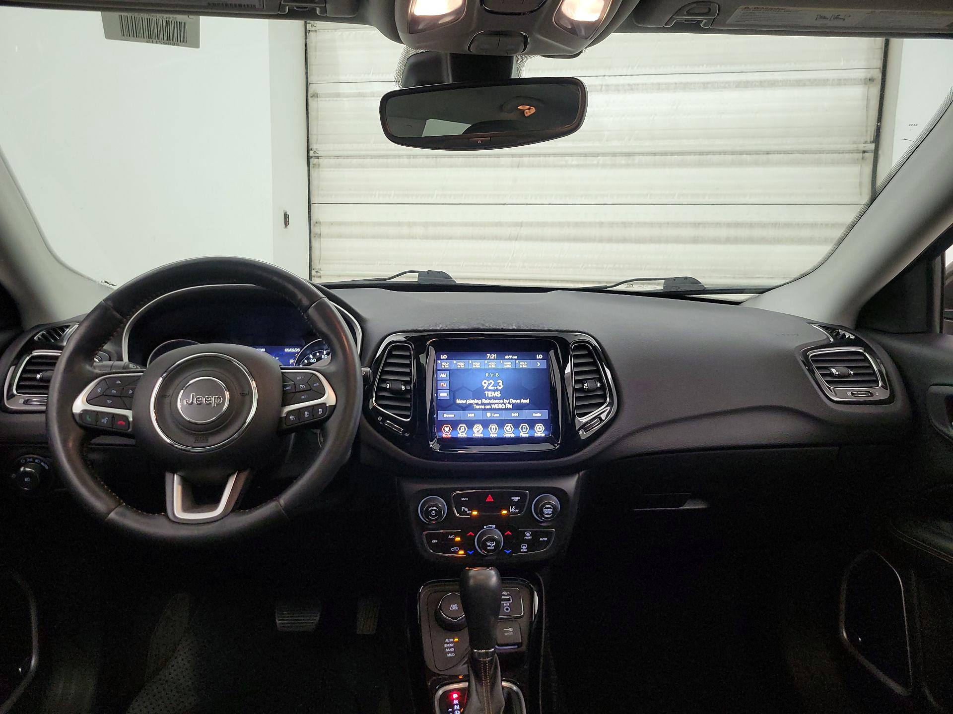 Thumbnail: 2021 Jeep Compass - 9